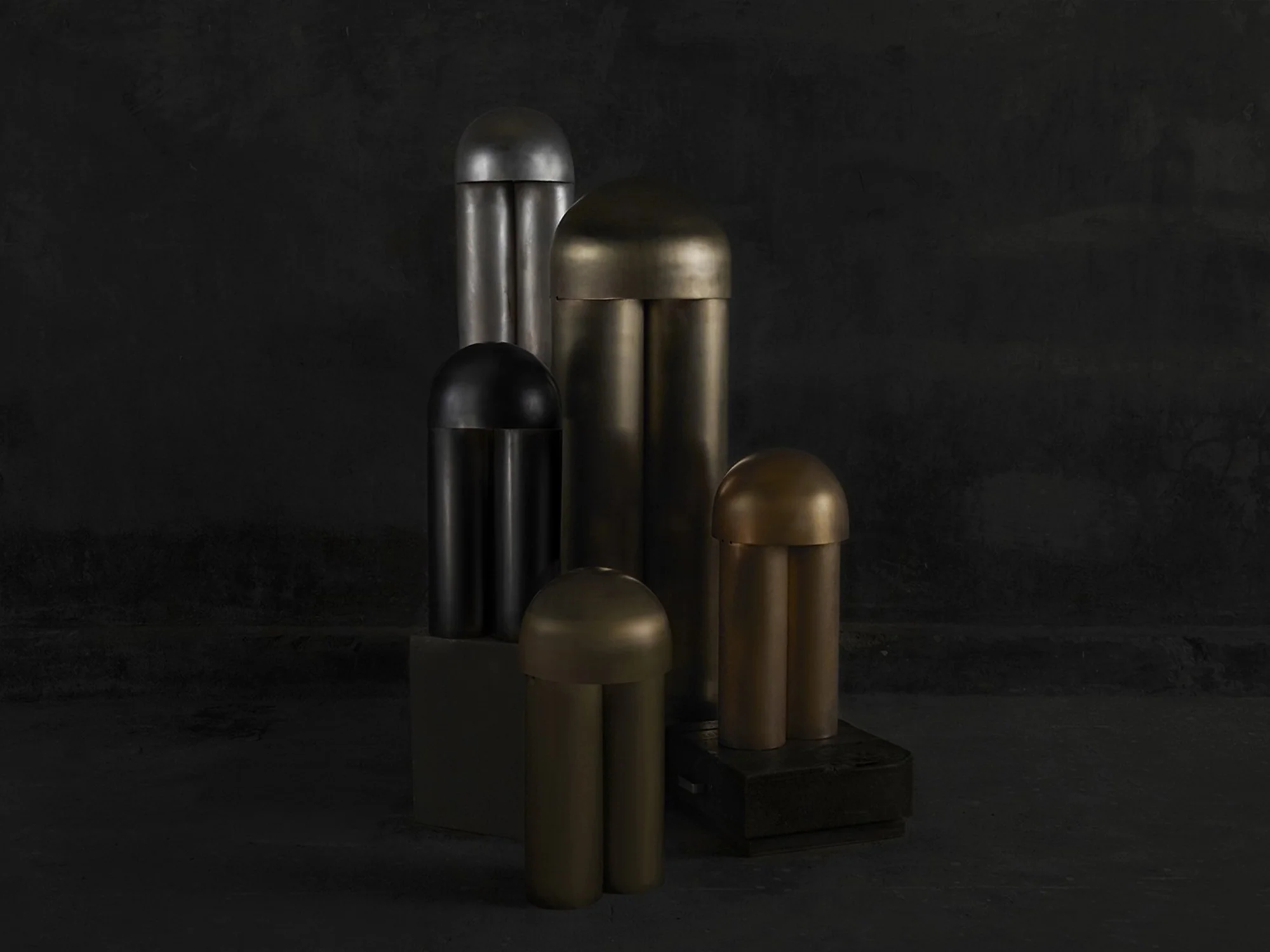 PAUL MATTER MONOLITH TABLE LAMP / SMALL H16.5" x Ø8" - Image 3