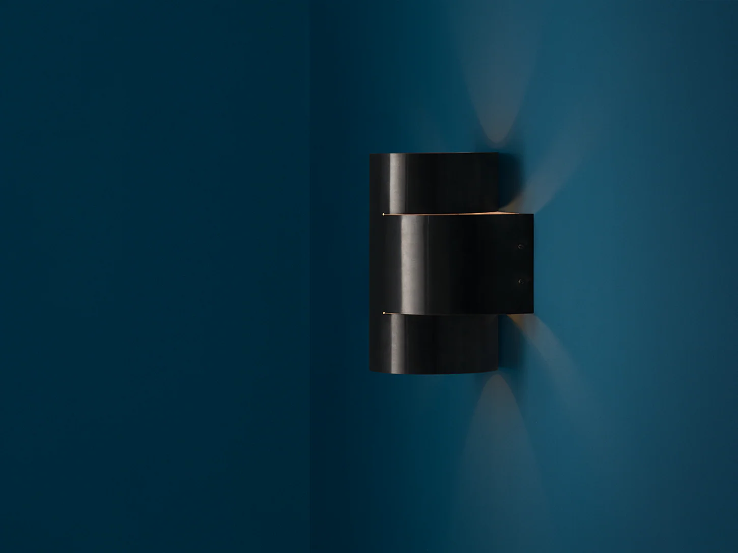 PAUL MATTER PLUS ONE SCONCE / SMALL W6.5" X H6.6" X D4" - Image 2