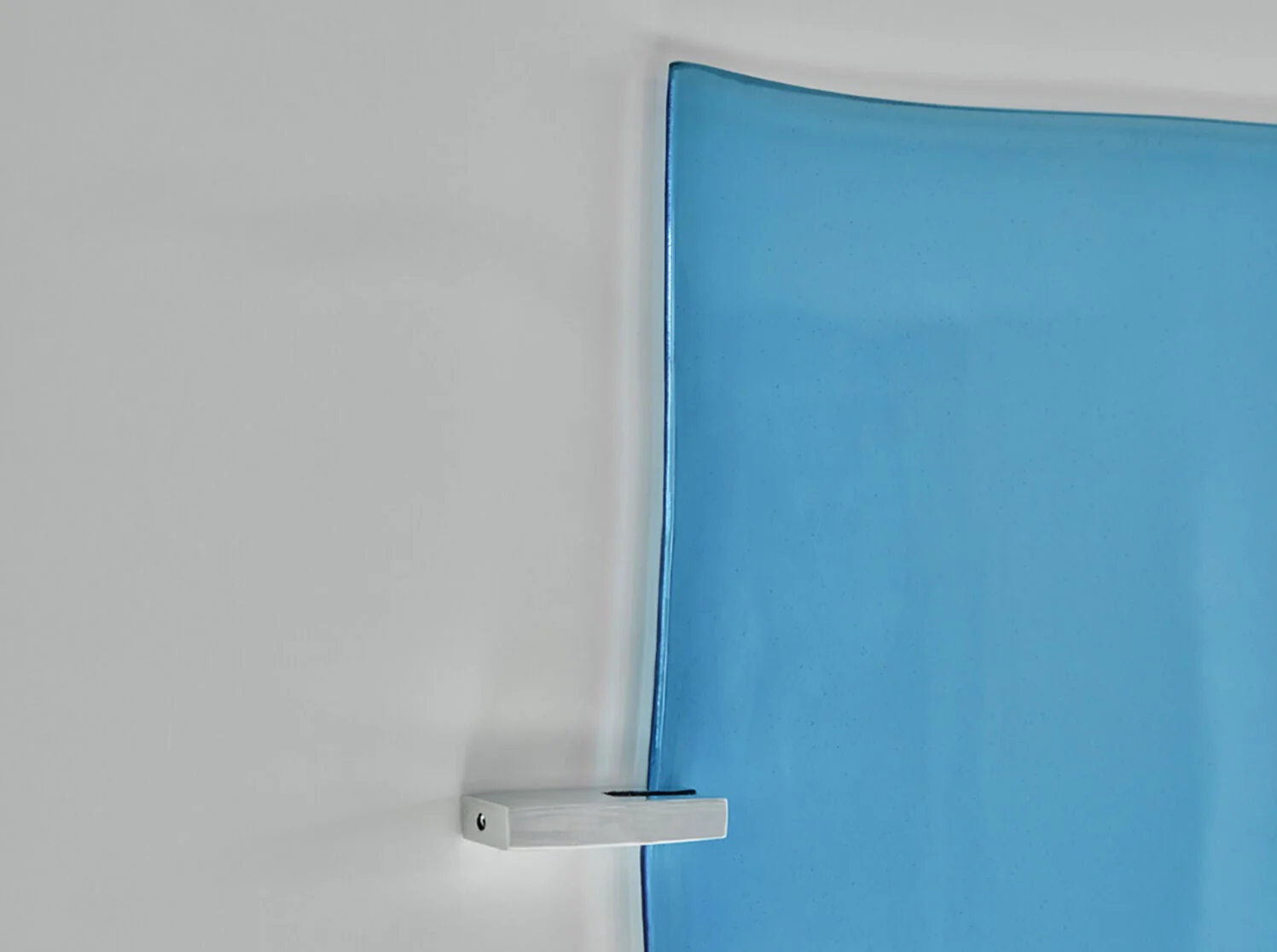 ANALOG BIRGITTA HOMBURGER INITÏ MIRROR / BLUE W26" x H36" - Image 4