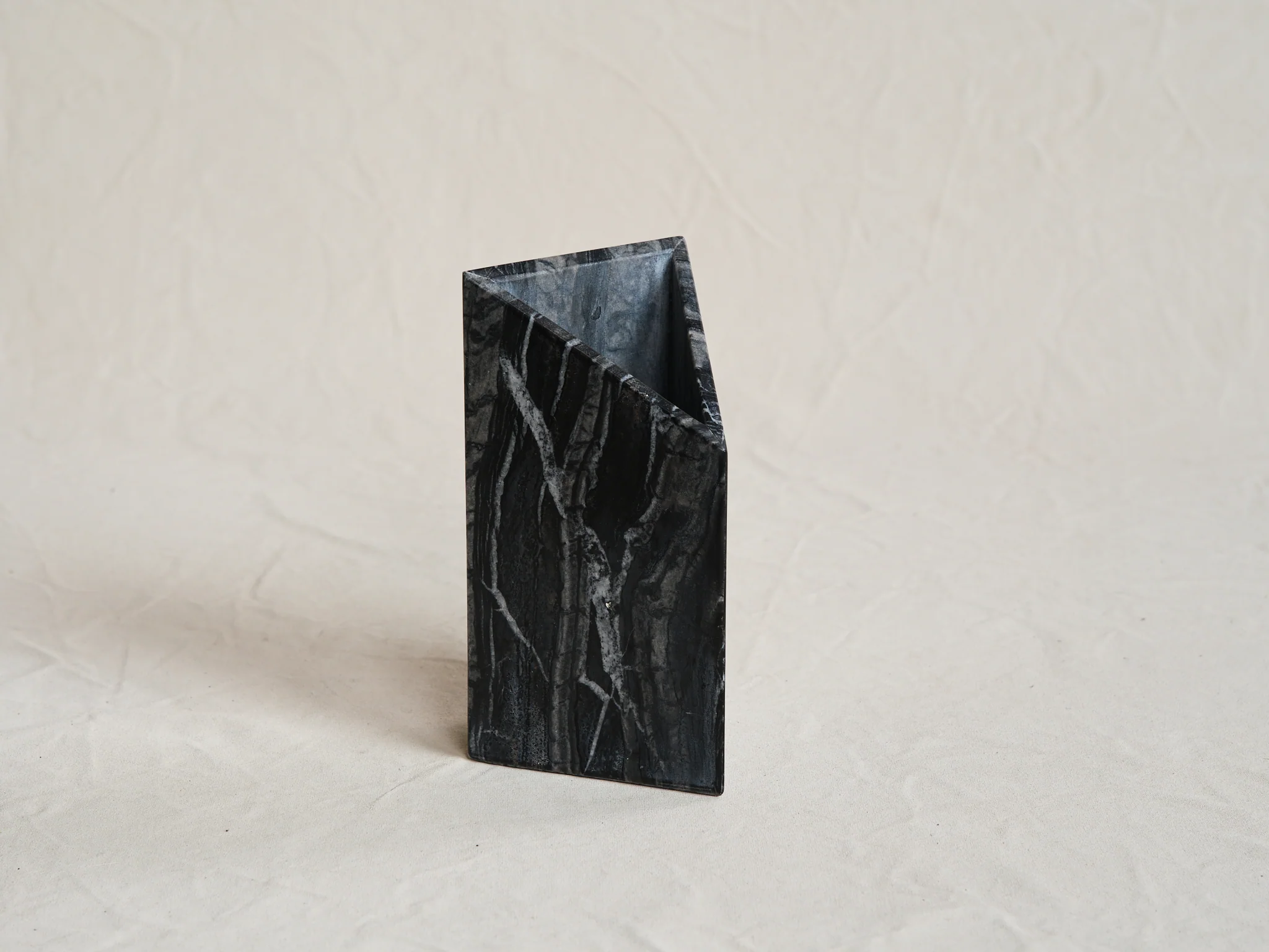 PHILLIP JIVIDEN TRIAD VASE / KENYA MARBLE W5.75" x H10.5" - Image 4