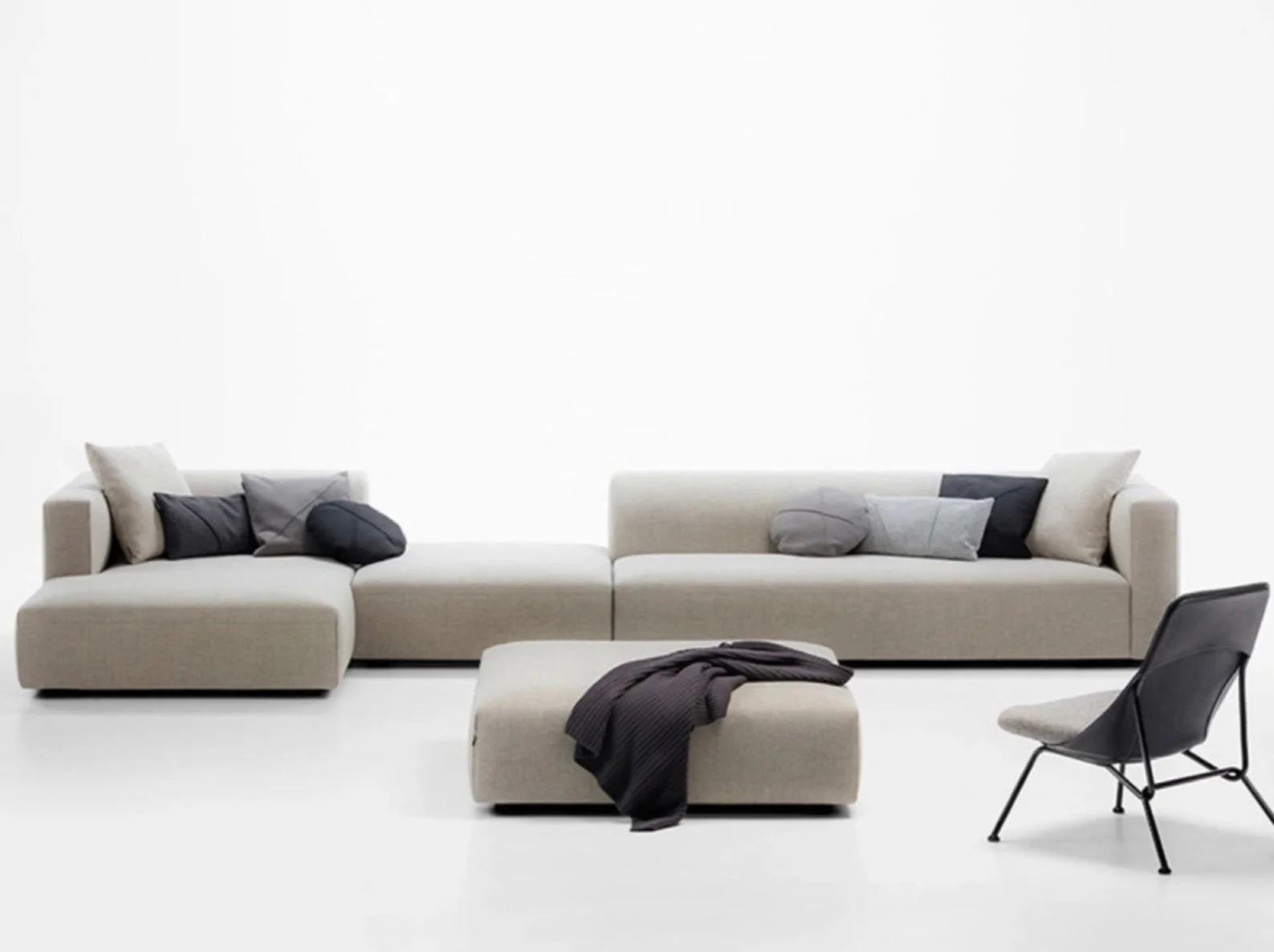 PROSTORIA MATCH XL SECTIONAL L143.5" x D39" x H27" x SH15.6" - Image 2