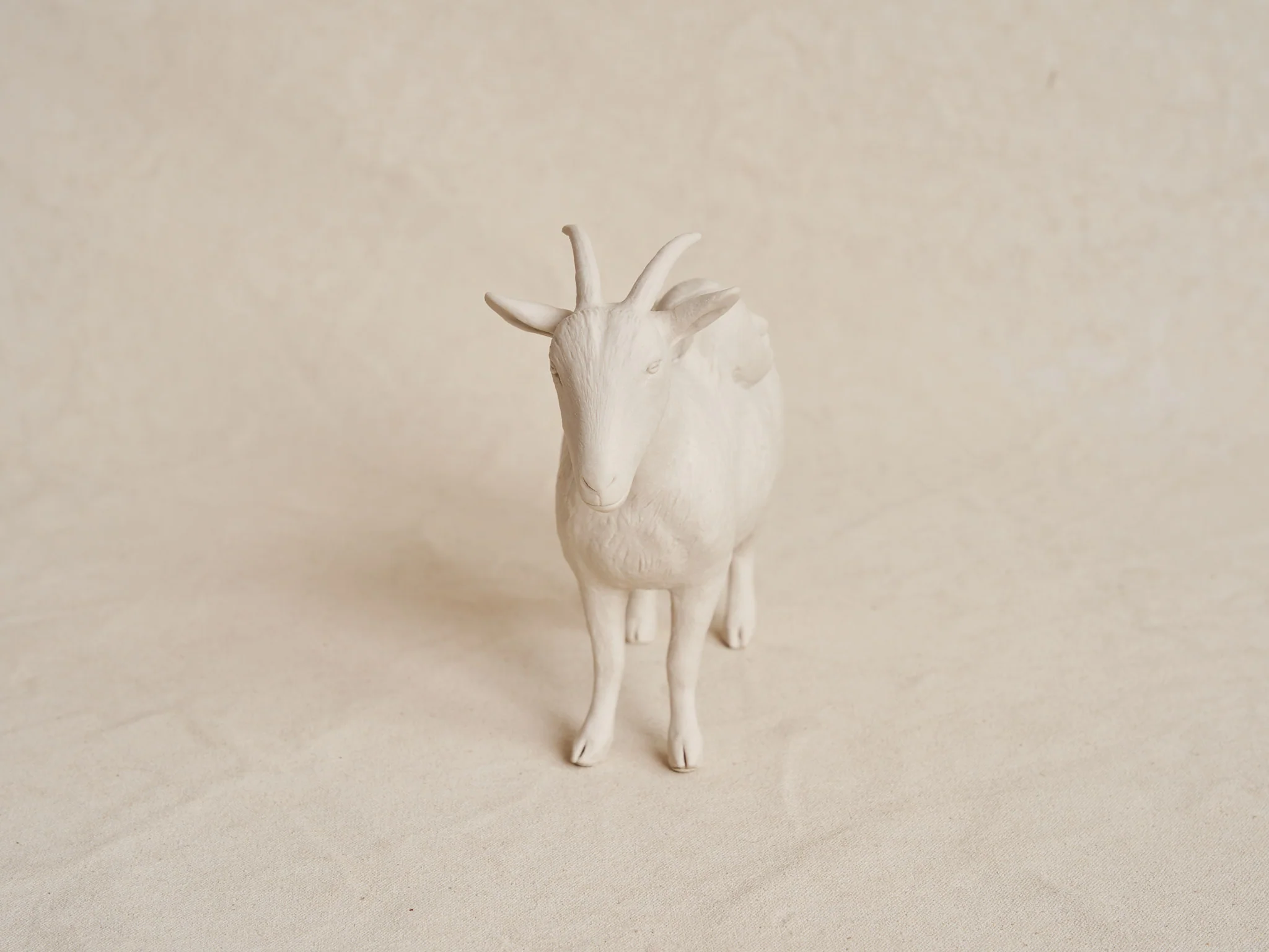 ROBIN WHITEMAN GABRIEL SCULPTURE H6.5" x W8" - Image 3