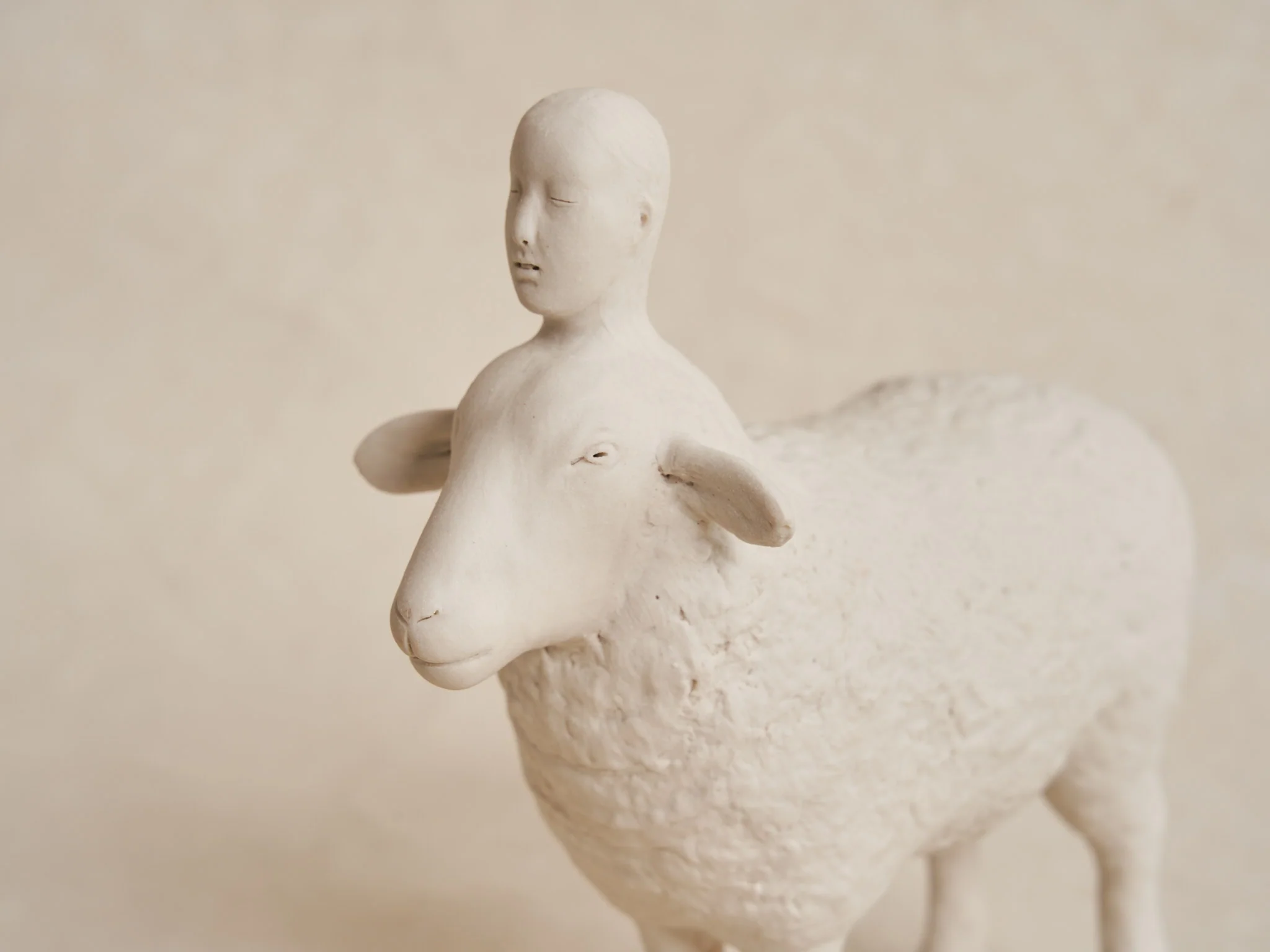 ROBIN WHITEMAN LAMB  SCULPTURE H6.5" x W7" - Image 3