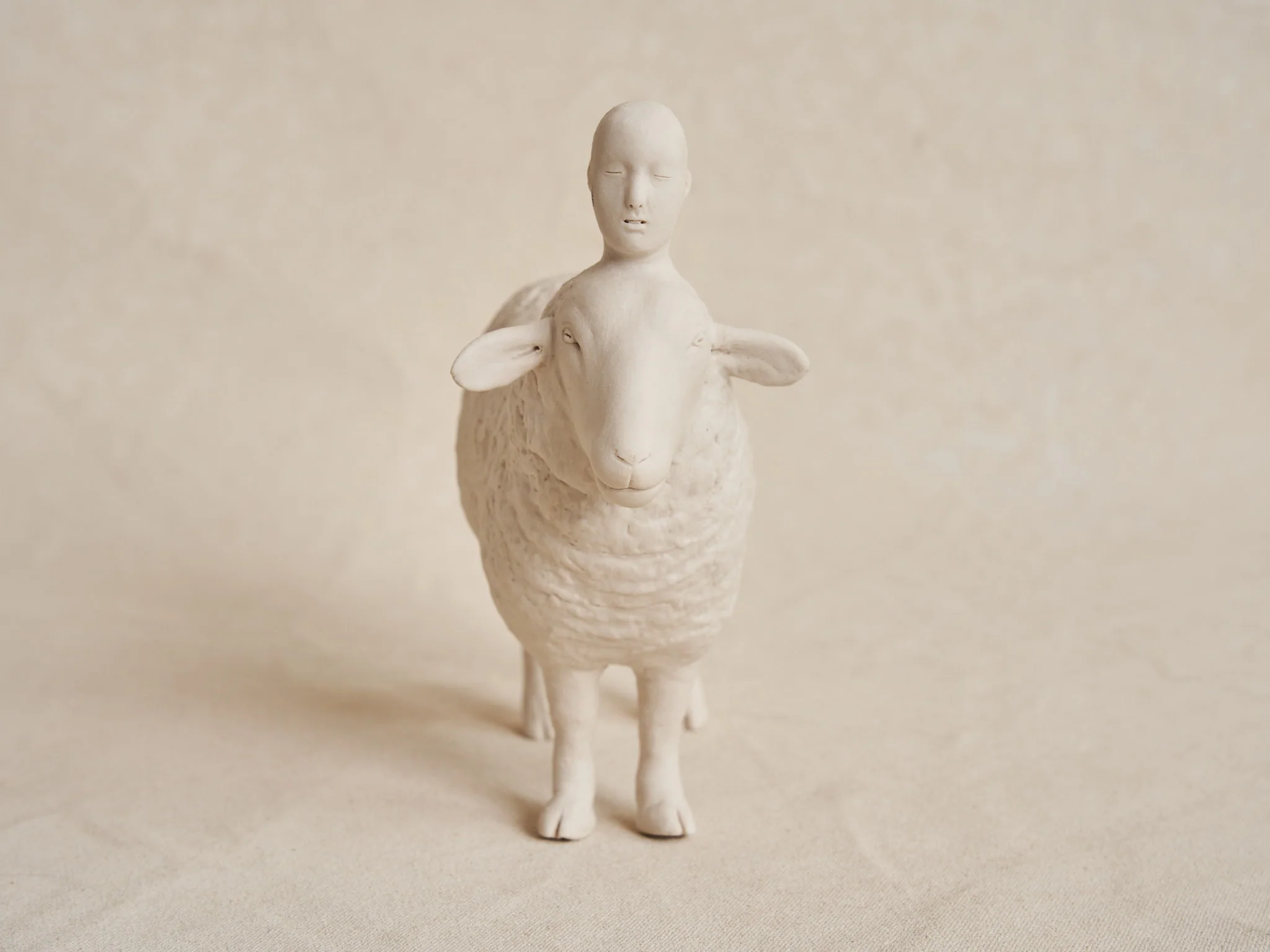ROBIN WHITEMAN LAMB  SCULPTURE H6.5" x W7" - Image 4