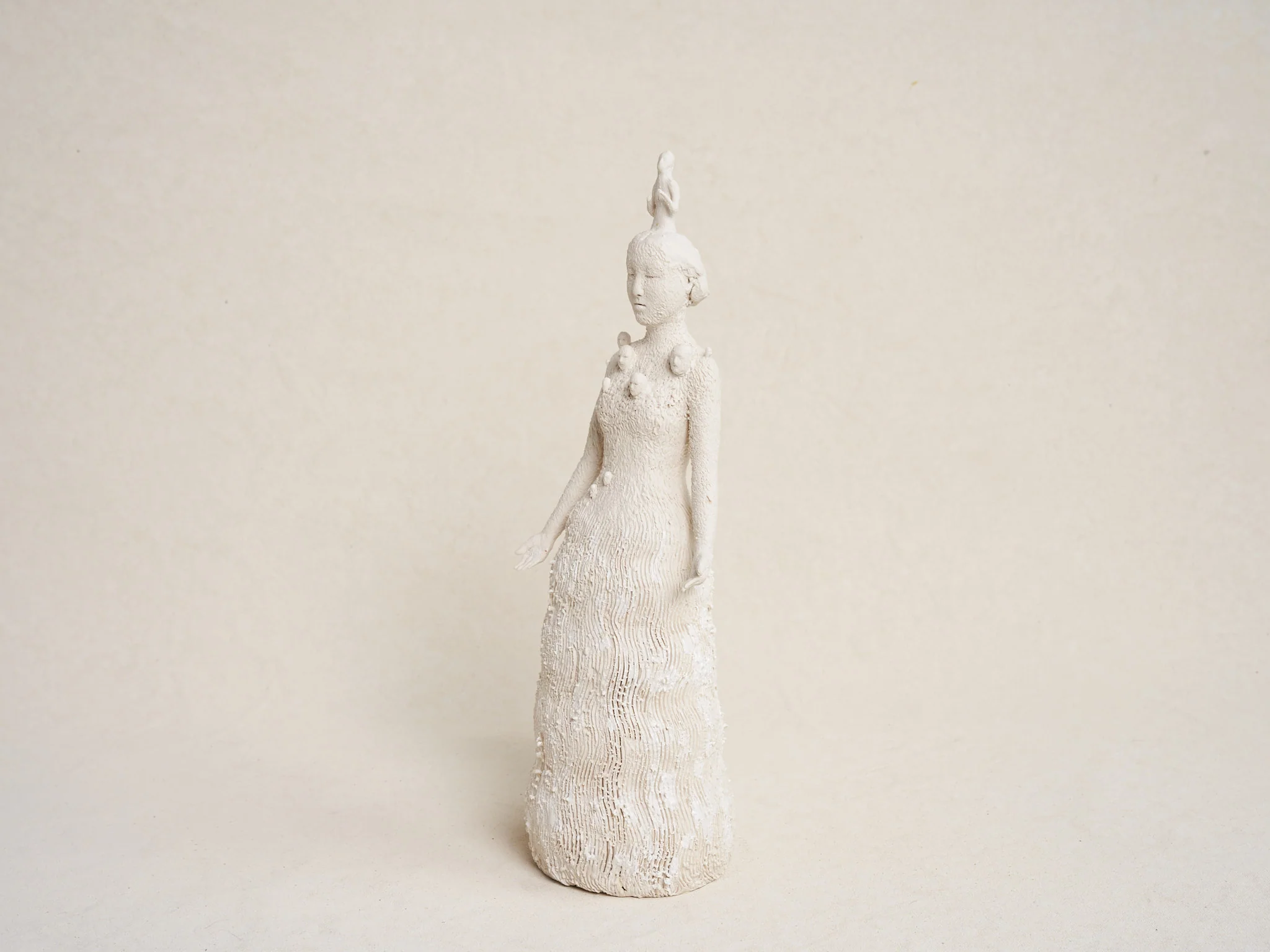 ROBIN WHITEMAN PERSONAL GODDESS H15.5" x W4.5" x D4" - Image 2