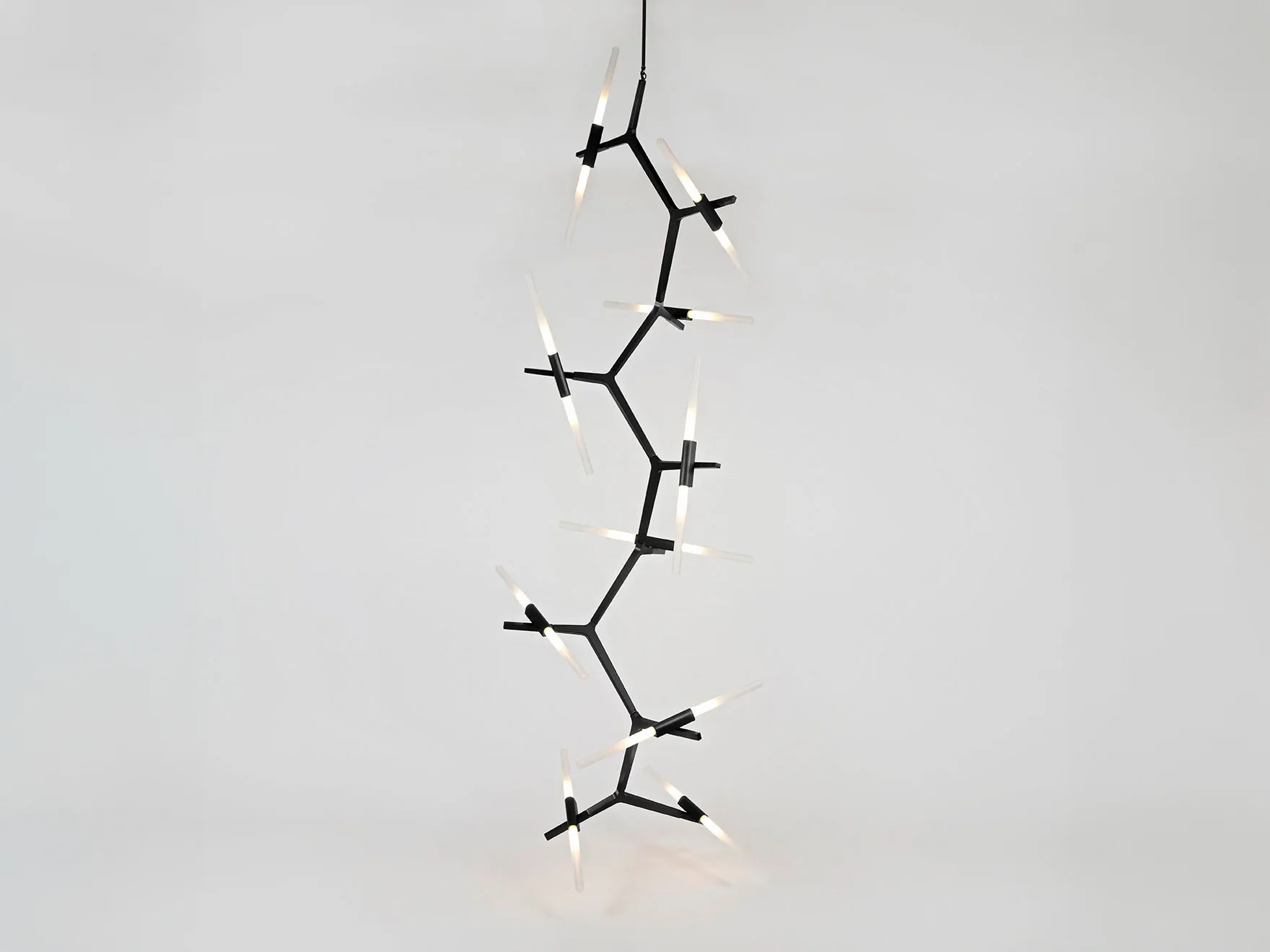 ROLL & HILL AGNES CASCADE CHANDELIER / 20 L40" x D26" x H120" - Image 4