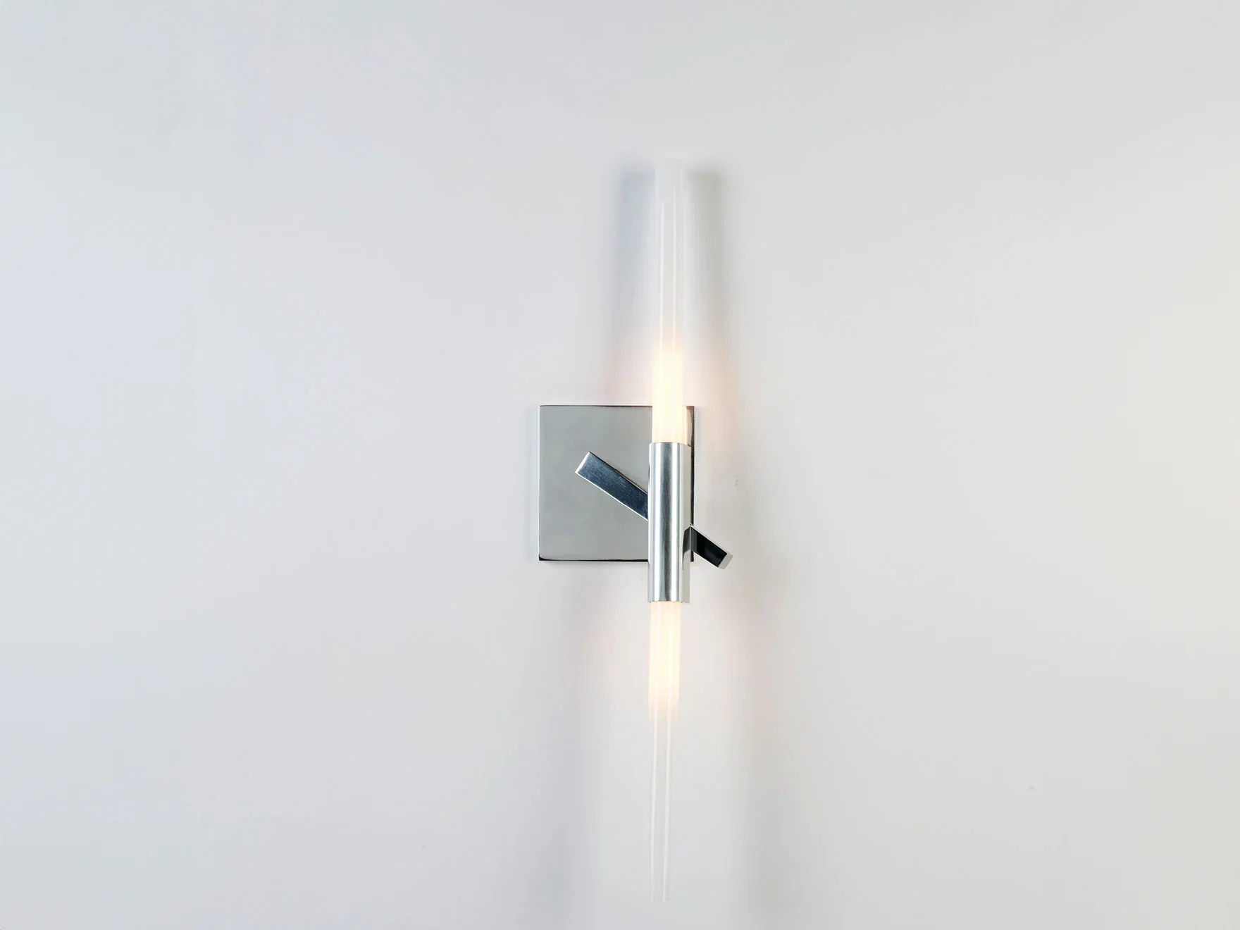 ROLL & HILL AGNES SCONCE / 2 L6" x D3.5" x H26.5" - Image 2
