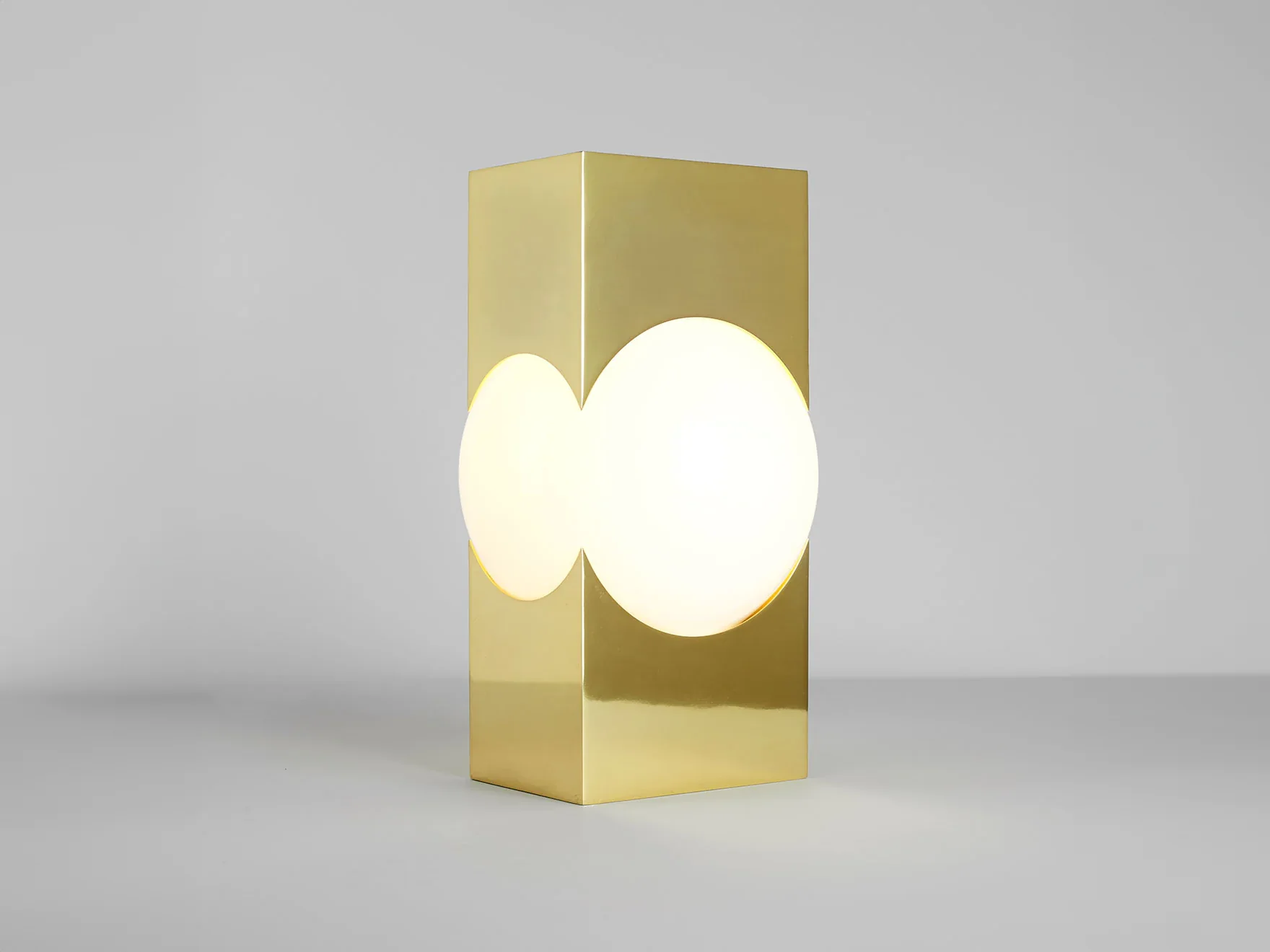ROLL & HILL ATLAS TABLE LAMP / 02 W8" x D8" x H13" - Image 2