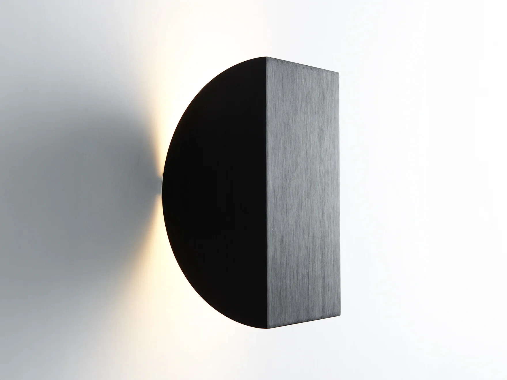 ROLL & HILL CORA SCONCE W5" x D5" x H9.5"