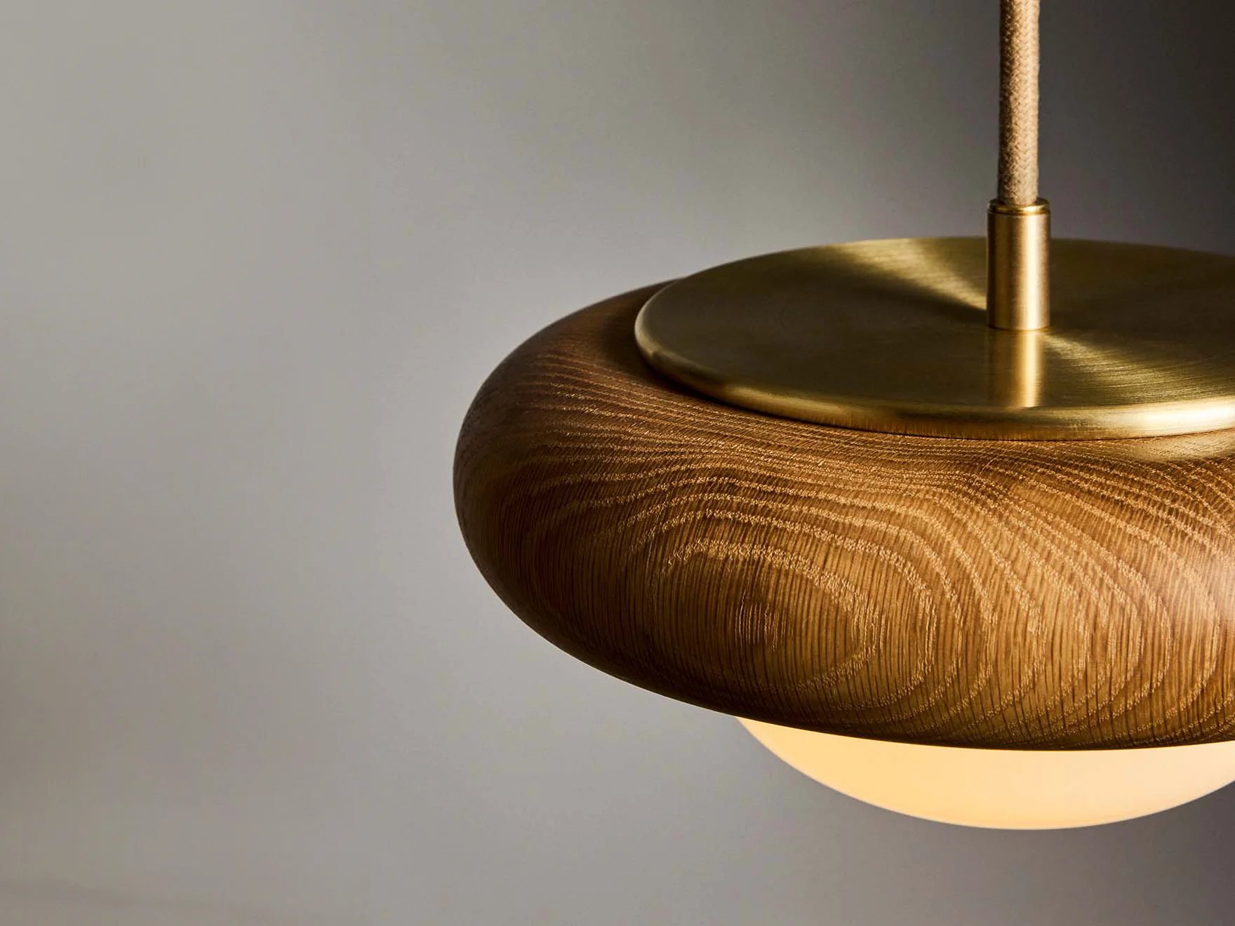 ROLL & HILL HUMBOLDT PENDANT / 01 WOOD Ă8.5" x H3.9" - Image 3
