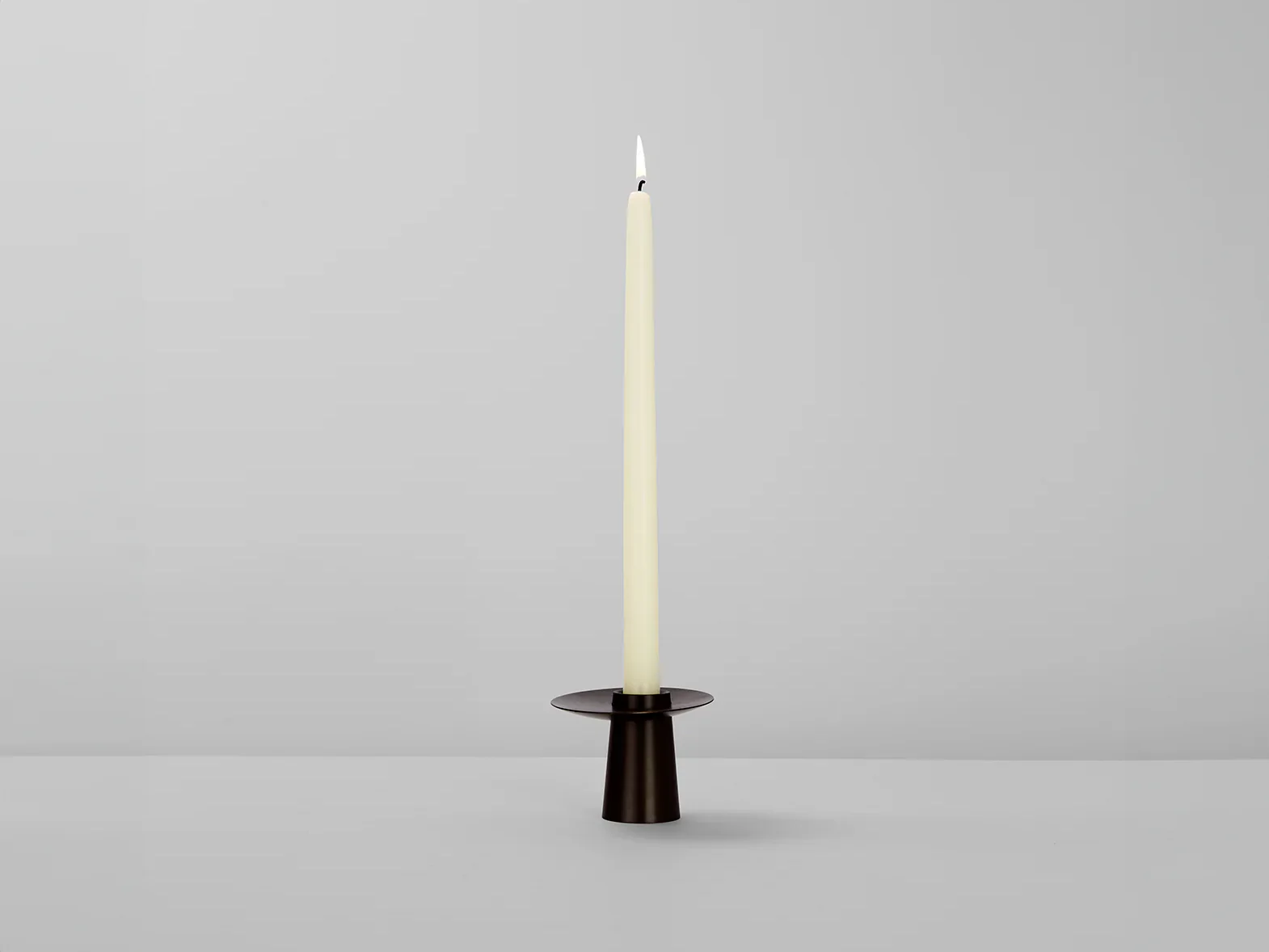 ROLL & HILL ORBIT 2 CANDLE HOLDER H3" x W4.5" x D3.5" - Image 2