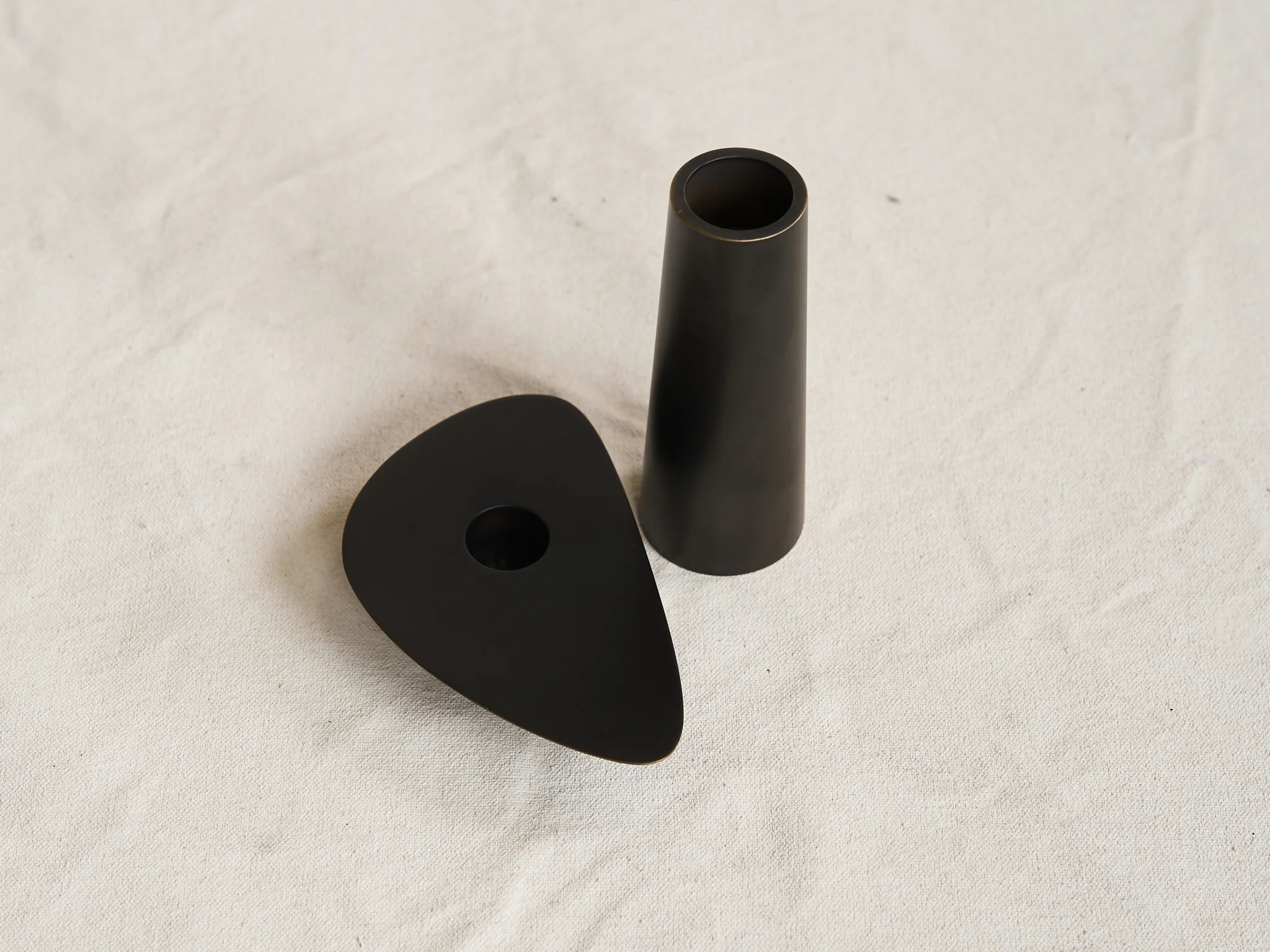 ROLL & HILL ORBIT 3 CANDLE HOLDER H4" x W5" x D4" - Image 2