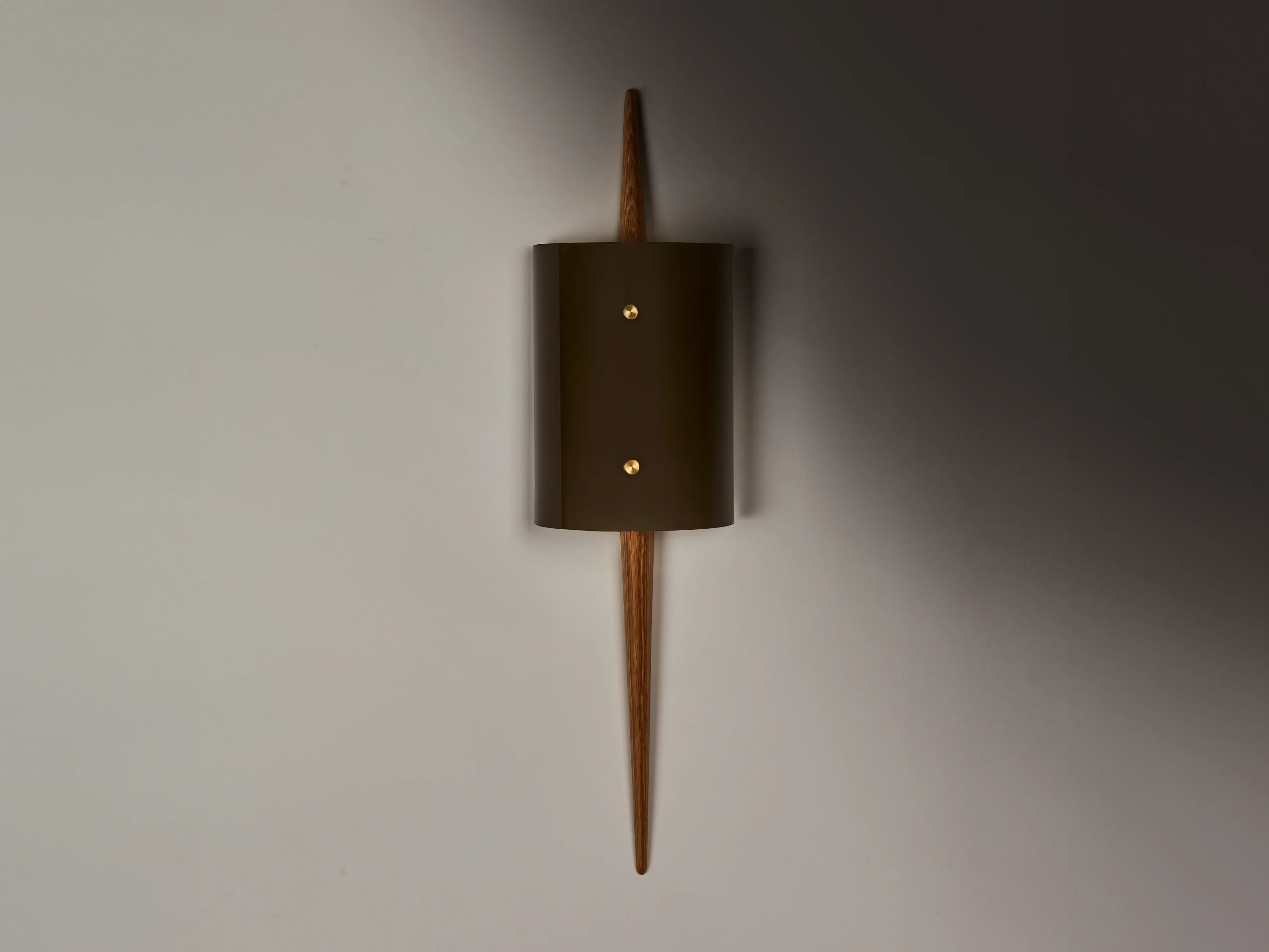 ROLL & HILL THE LADDI SCONCE / CYLINDER H20" x W5" x D3.1" - Image 4