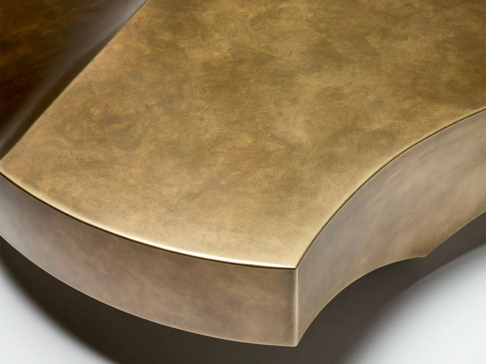 STUDIO NARRA ONE CURVE COFFEE TABLE W51.2" x D51.2" x H11.8" - Image 6