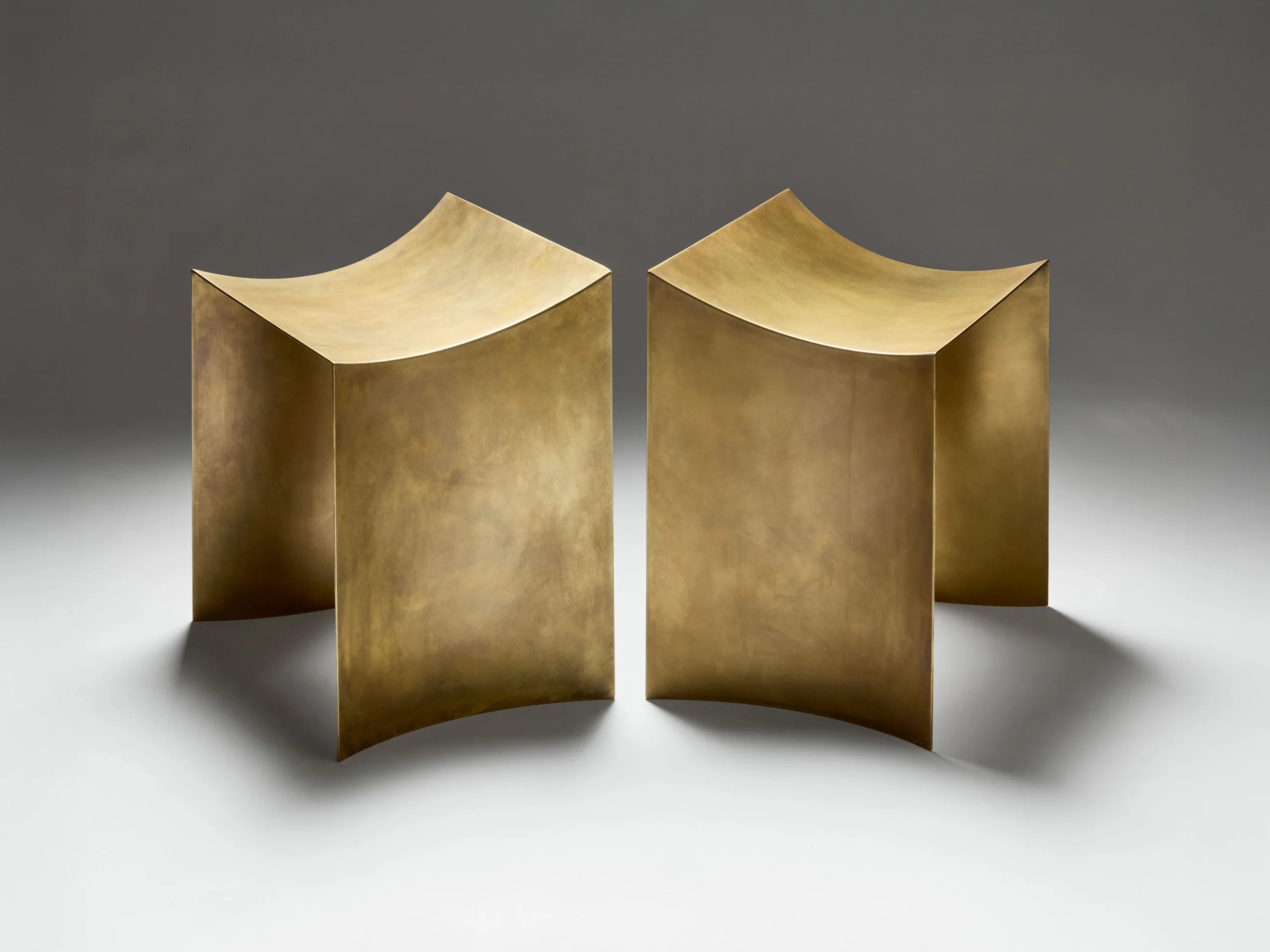 STUDIO NARRA ONE CURVE STOOL W13.8" x D17.3" x H20.5" - Image 2