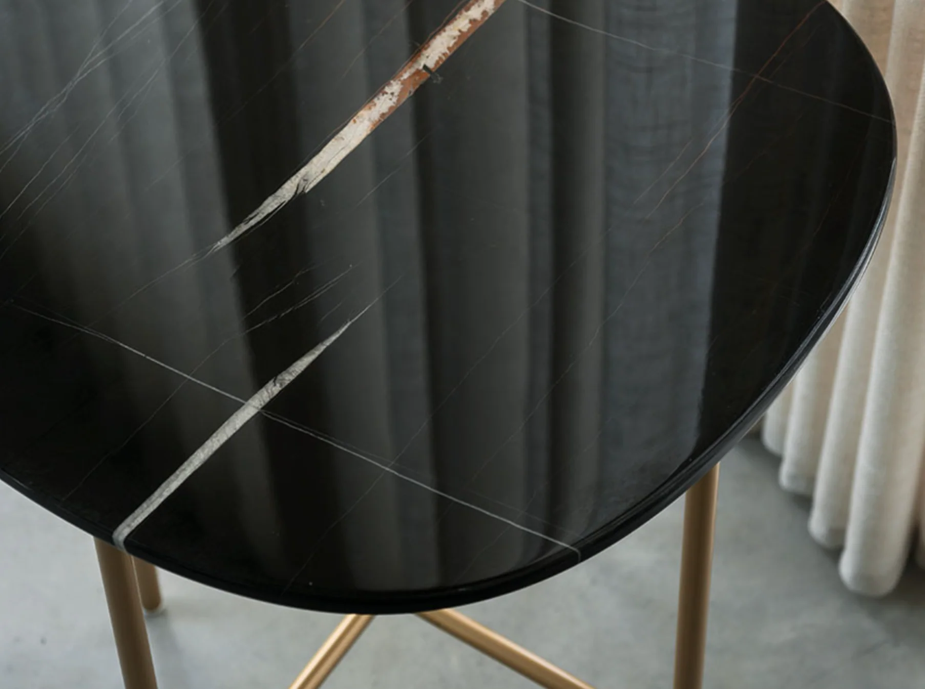 TACCHINI GORDON GUILLAUMIER SOAP TABLE - Image 4
