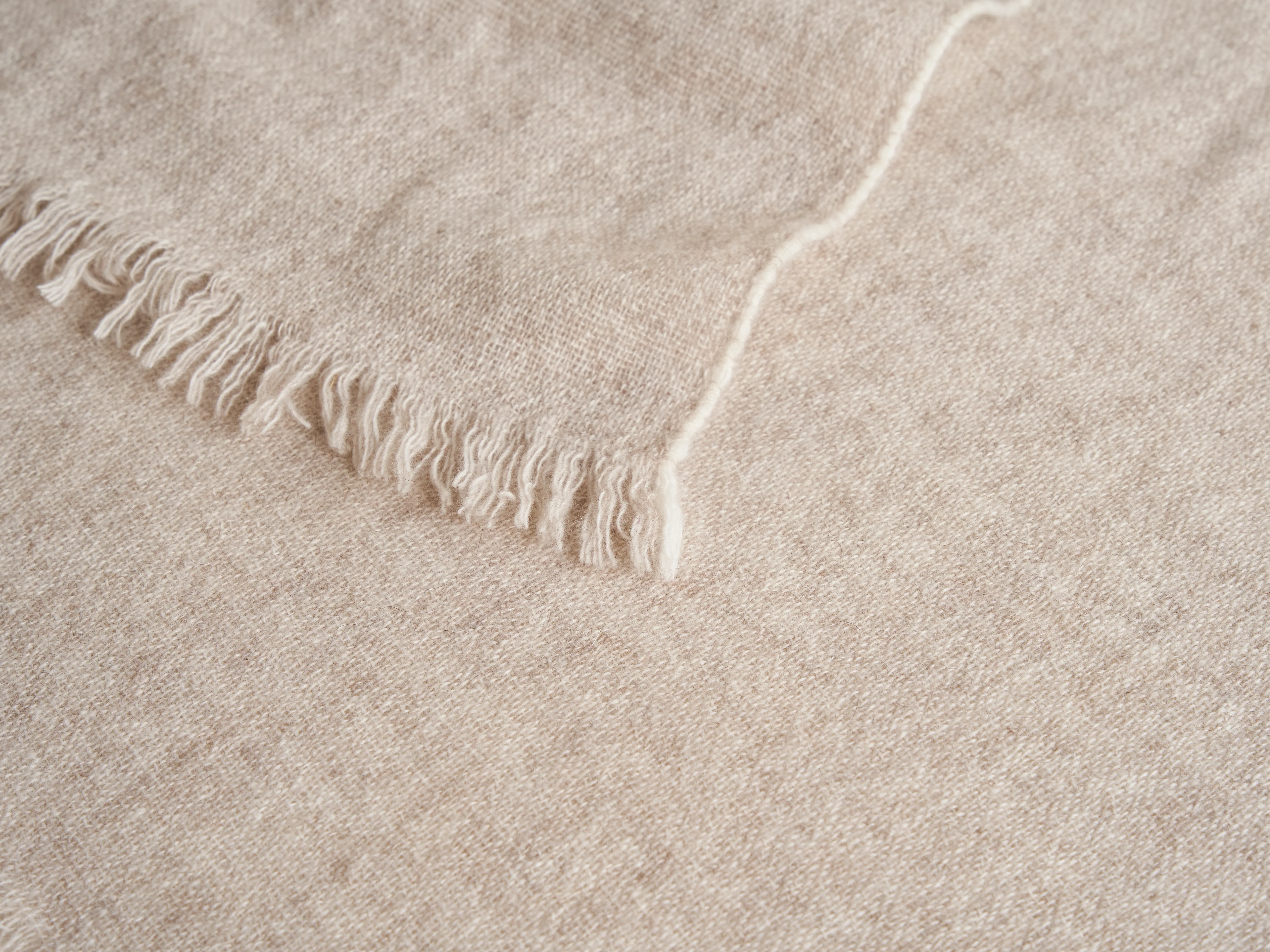 TEIXIDORS YAAMAT THROW / LIGHT GREY 55" x 71" - Image 3
