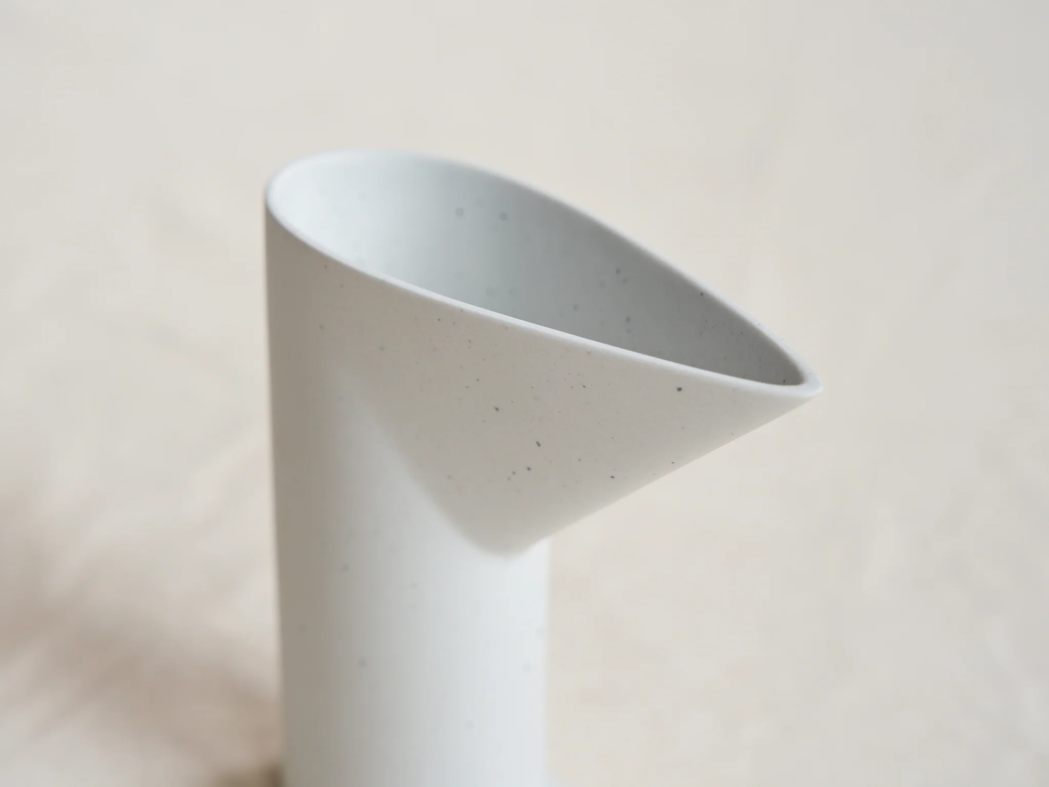 t.e. ALDO BAKKER THE NOSE PITCHER - Image 6