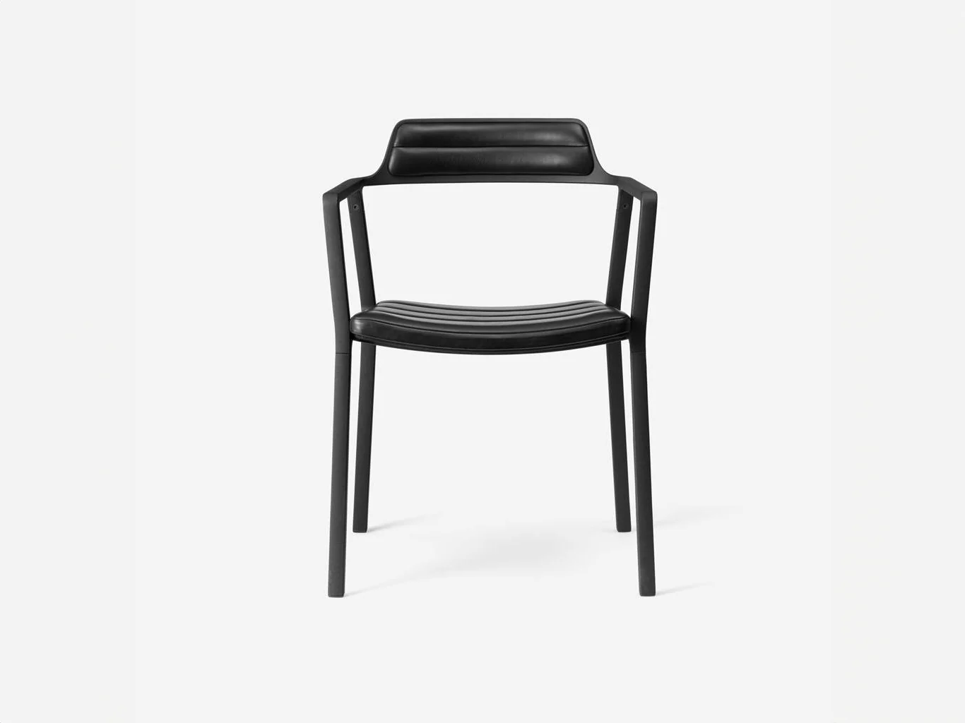 VIPP THE CHAIR D20.8" x W21.4" x H29.9" x SH17.5" - Image 2