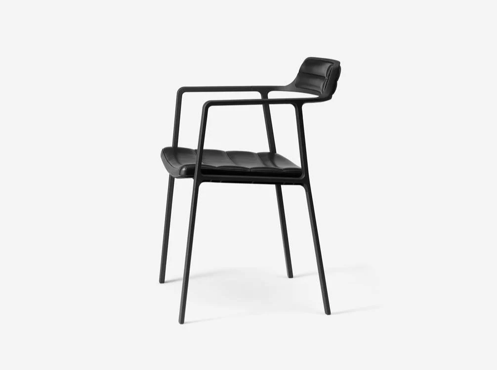VIPP THE CHAIR D20.8" x W21.4" x H29.9" x SH17.5" - Image 4