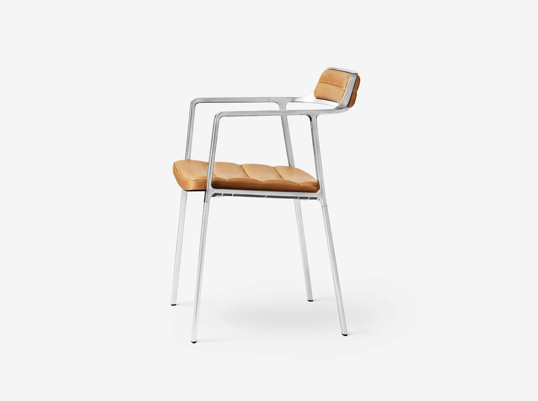 VIPP THE CHAIR D20.8" x W21.4" x H29.9" x SH17.5" - Image 5