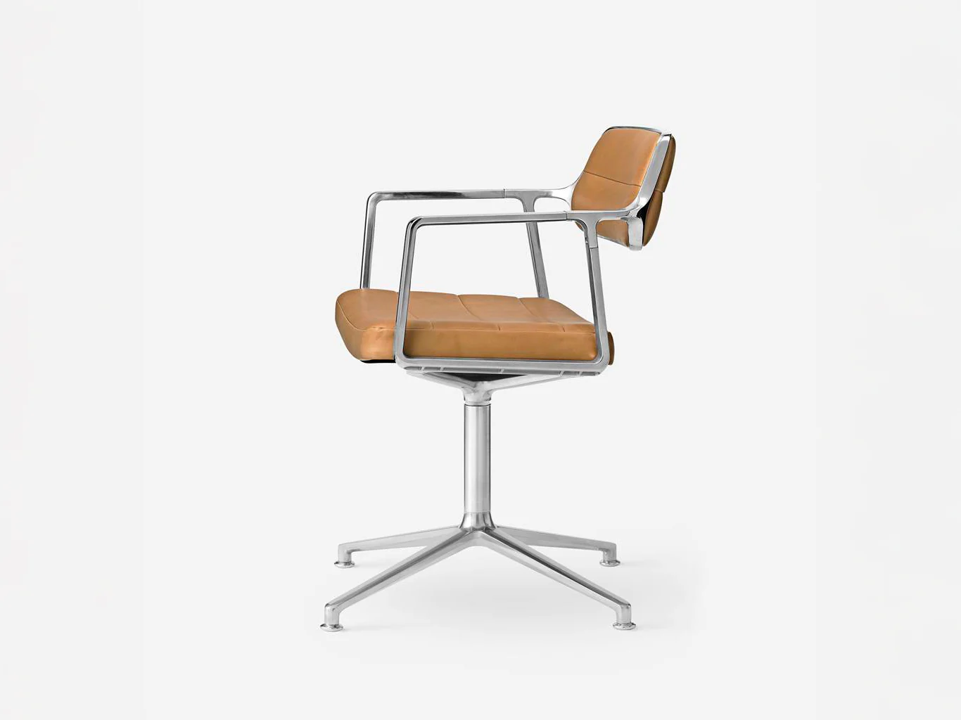 VIPP THE CHAIR / SWIVEL 453 L26.4" x W26.4" x H30.5" - Image 2