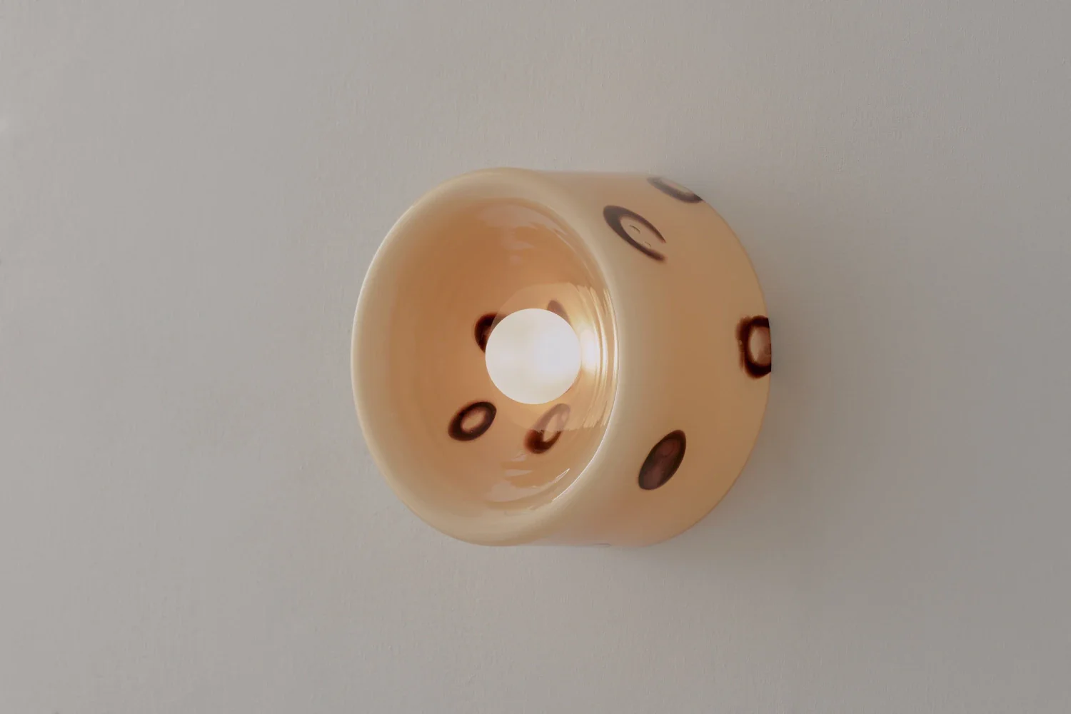 VOLKER HAUG STUDIO ANTON BLOWN GLASS SCONCE / PATTERN Ø7" x D3.9" - Image 3