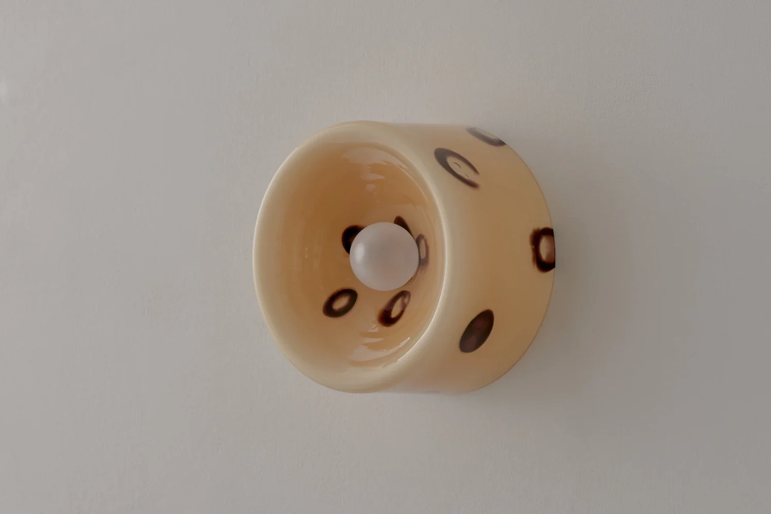 VOLKER HAUG STUDIO ANTON BLOWN GLASS SCONCE / PATTERN Ø7" x D3.9" - Image 4