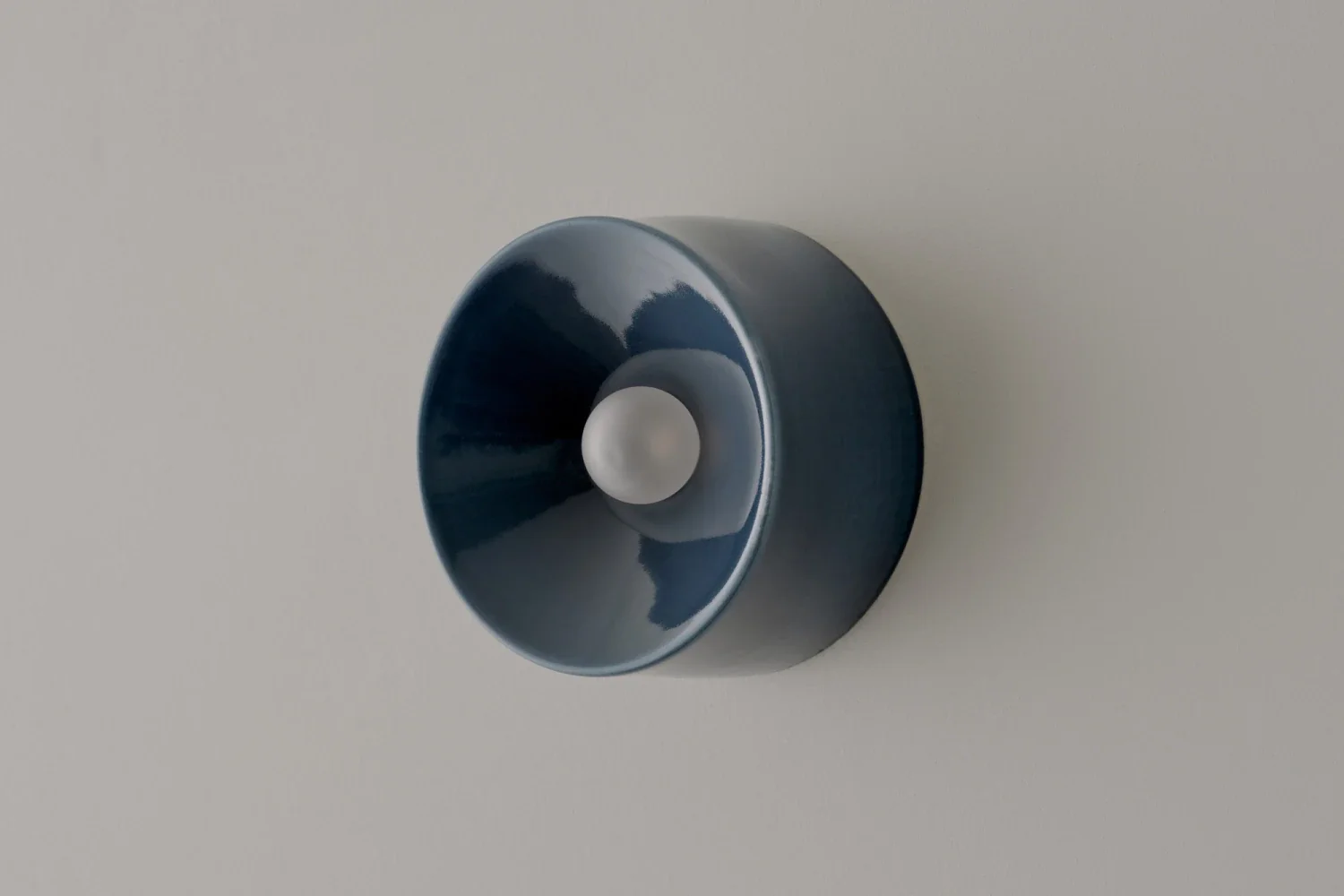 VOLKER HAUG STUDIO ANTON CERAMIC BLUE SCONCE Ø7" x D3.9" - Image 2