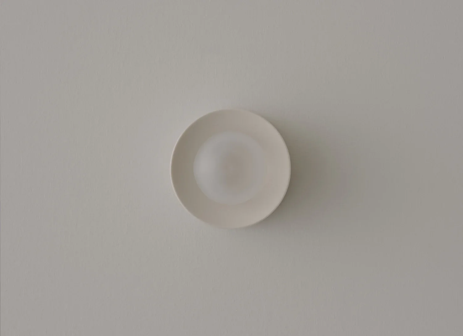 VOLKER HAUG STUDIO ANTON CERAMIC CLEAR GLAZE SCONCE / MICRO Ø3.2" x D2.6" - Image 3
