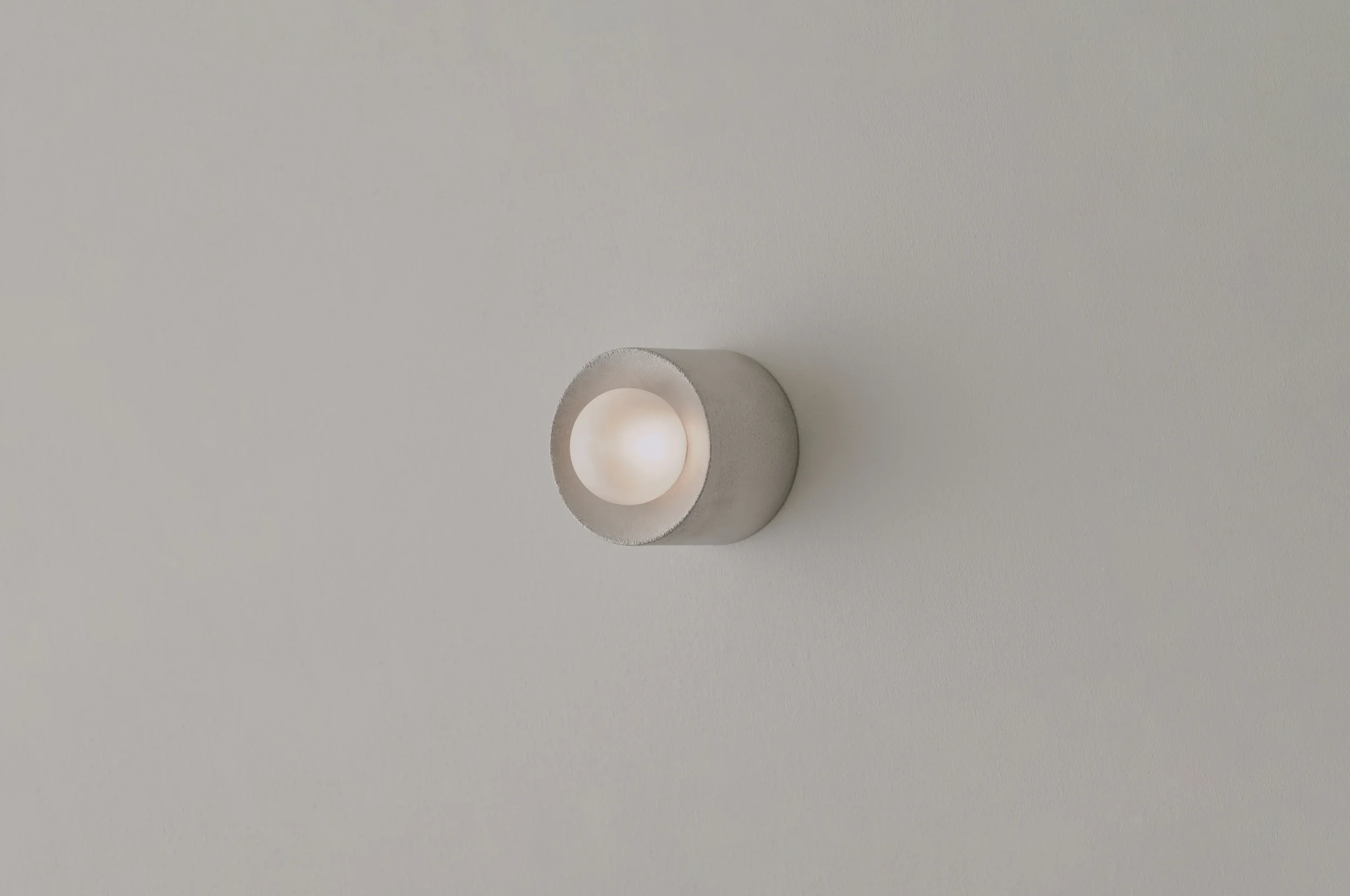 VOLKER HAUG STUDIO ANTON ALUMINUM SCONCE / MICRO Ø3.2" x D2.6"