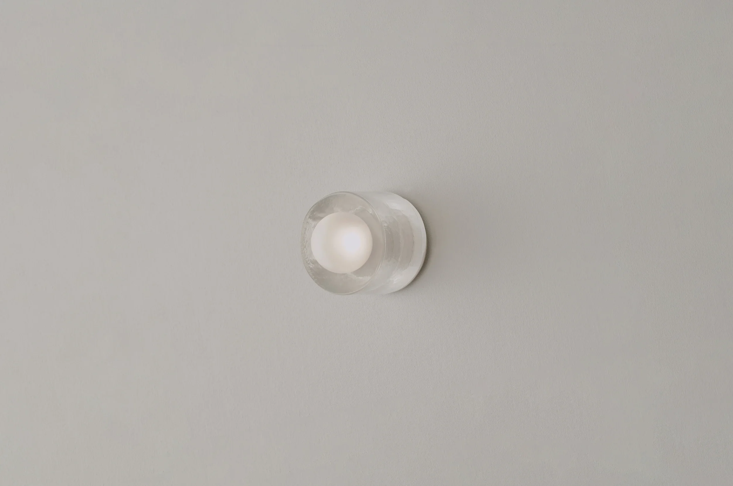 VOLKER HAUG STUDIO ANTON GLASS SCONCE / MICRO Ø3" x D2.5"