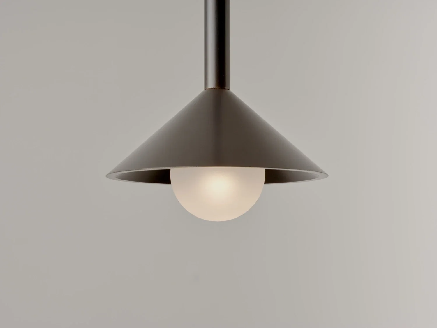 VOLKER HAUG STUDIO BABY DROP PENDANT Ø4.1" x H15.75" - Image 3