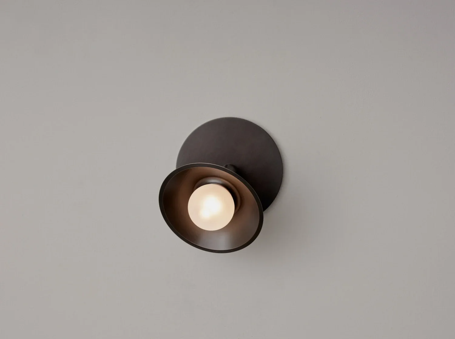 VOLKER HAUG STUDIO BABY WALL SWING SCONCE Ø4.1" x D3.9" - Image 4