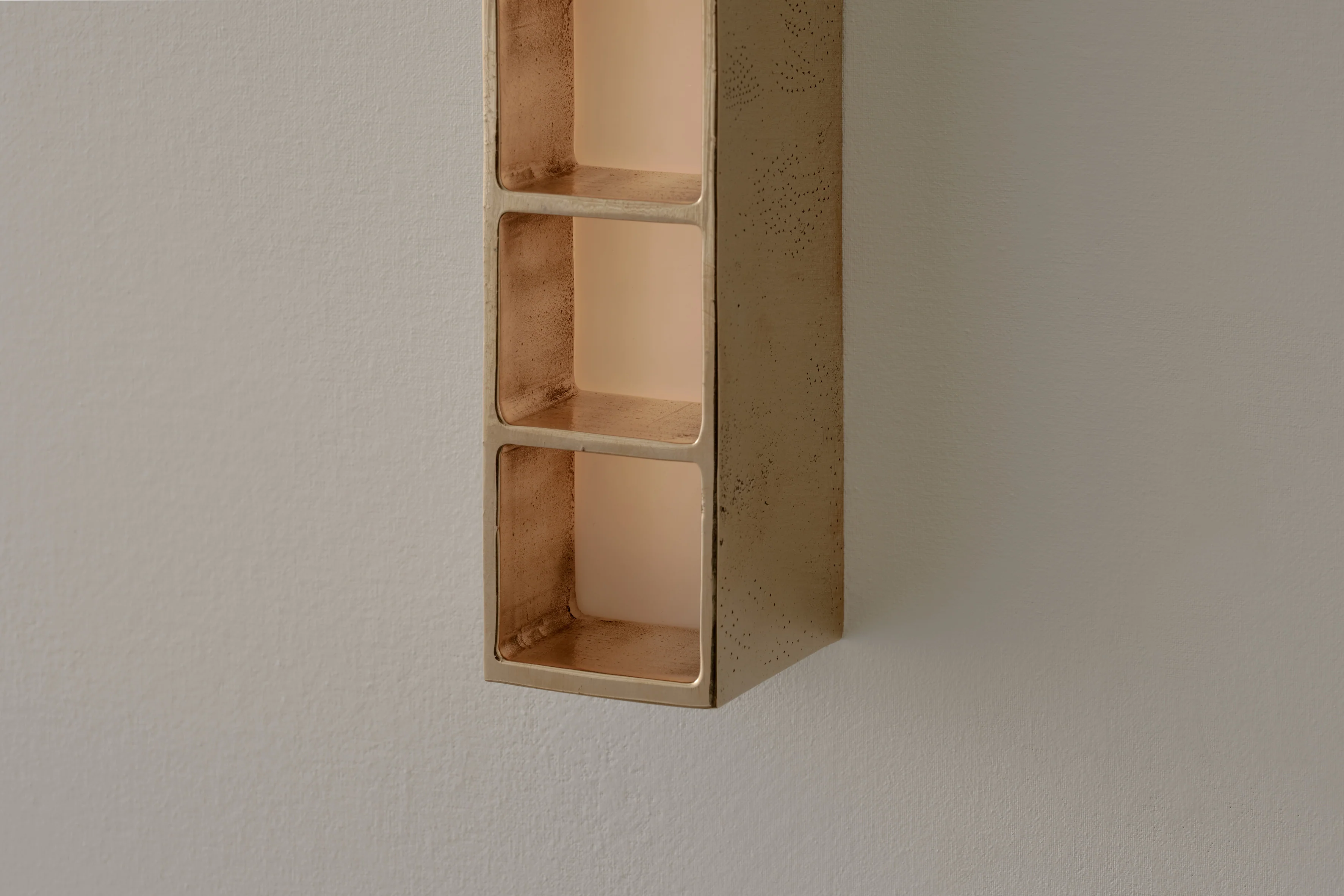 VOLKER HAUG STUDIO BRUCE ALTO SCONCE H16.75” x W2” x D2.75” - Image 4