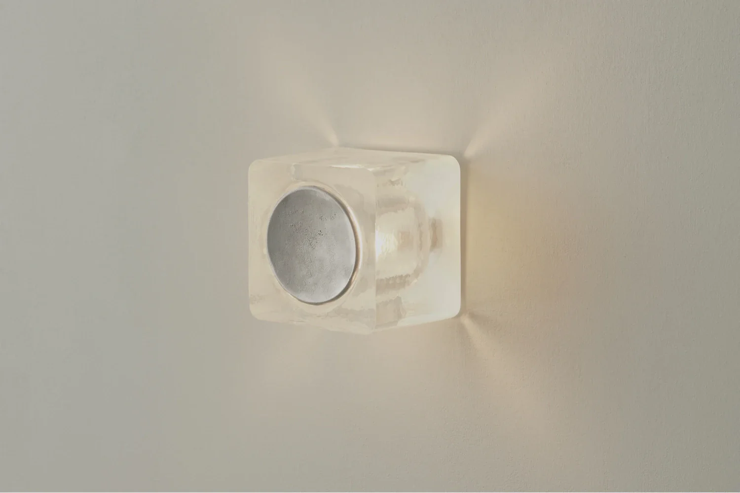 VOLKER HAUG STUDIO DADO SCONCE W4.75" x L4.75" x H4"