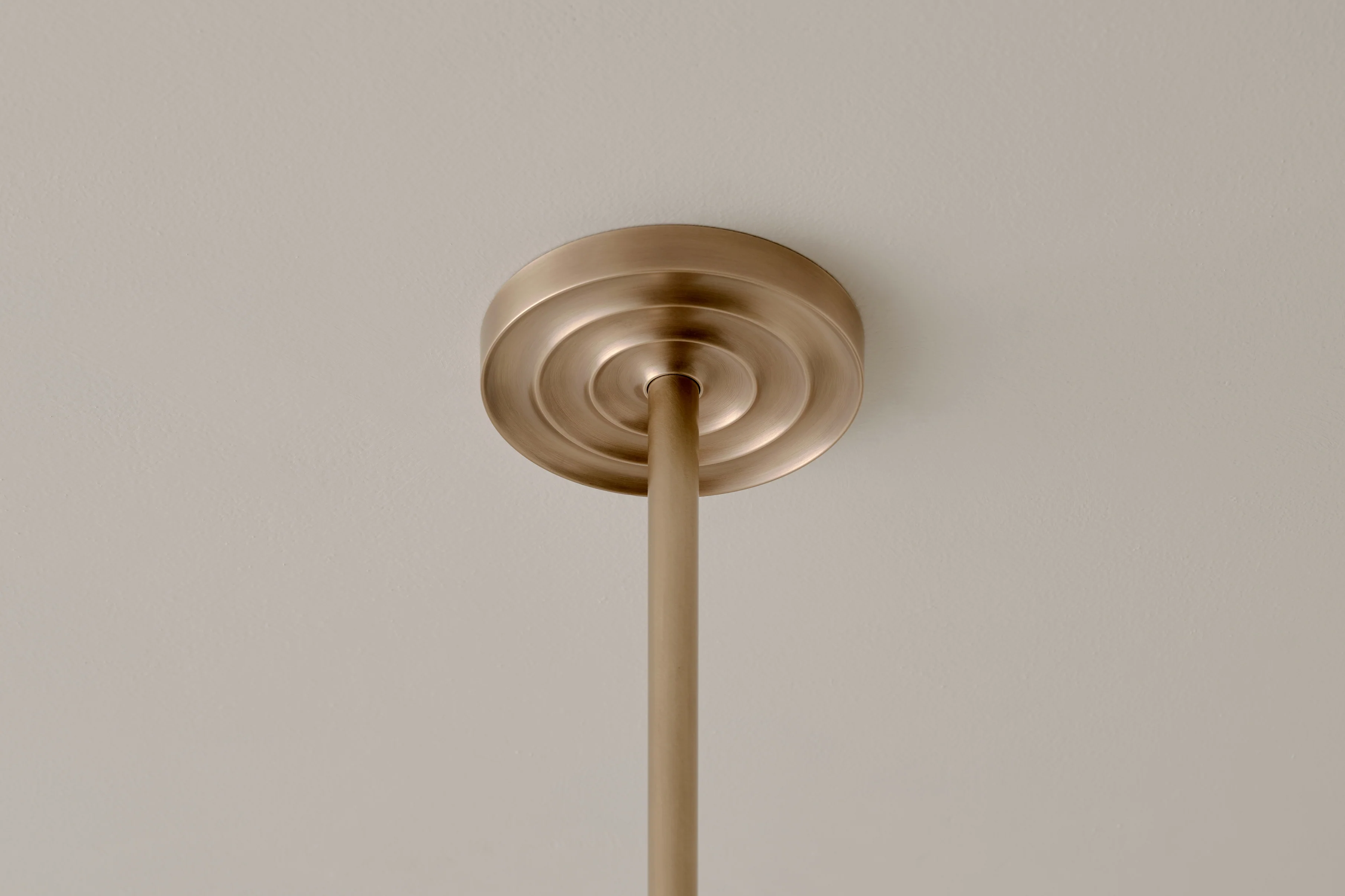 VOLKER HAUG STUDIO FLEUR PENDANT Ø39.5" x H15" - Image 7