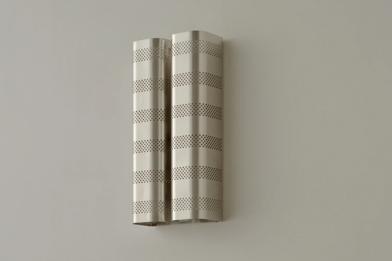 VOLKER HAUG STUDIO TROYE SCONCE H14” x W7” x D3.5” - Image 2
