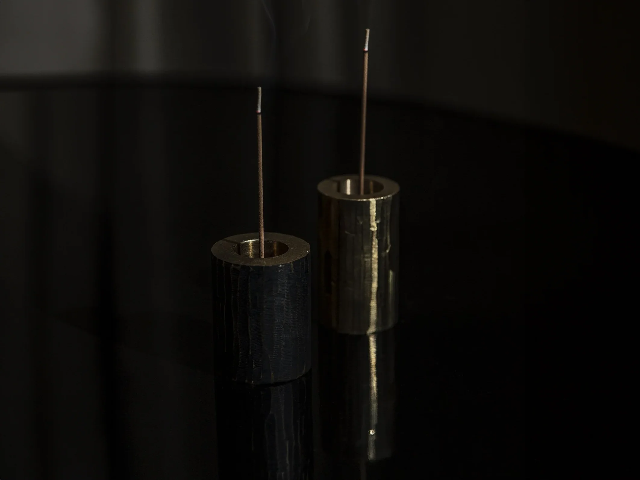 WILLIAM GUILLON METAL HEARTS CANDLE / INCENSE HOLDERS - Image 2