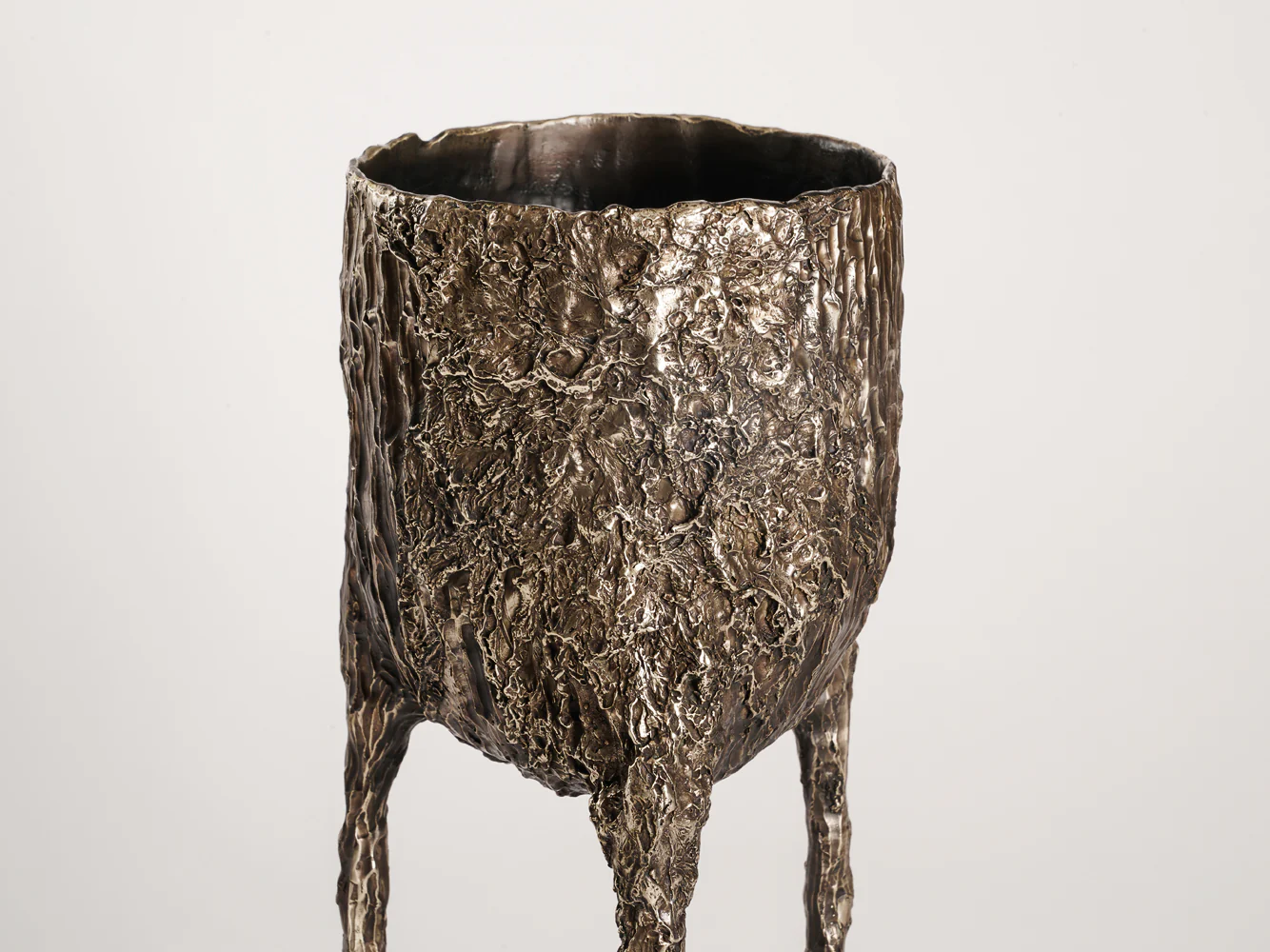 WILLIAM GUILLON VANITÉ n.13 BRONZE VESSEL H11.4" x Ø5.1" - Image 3