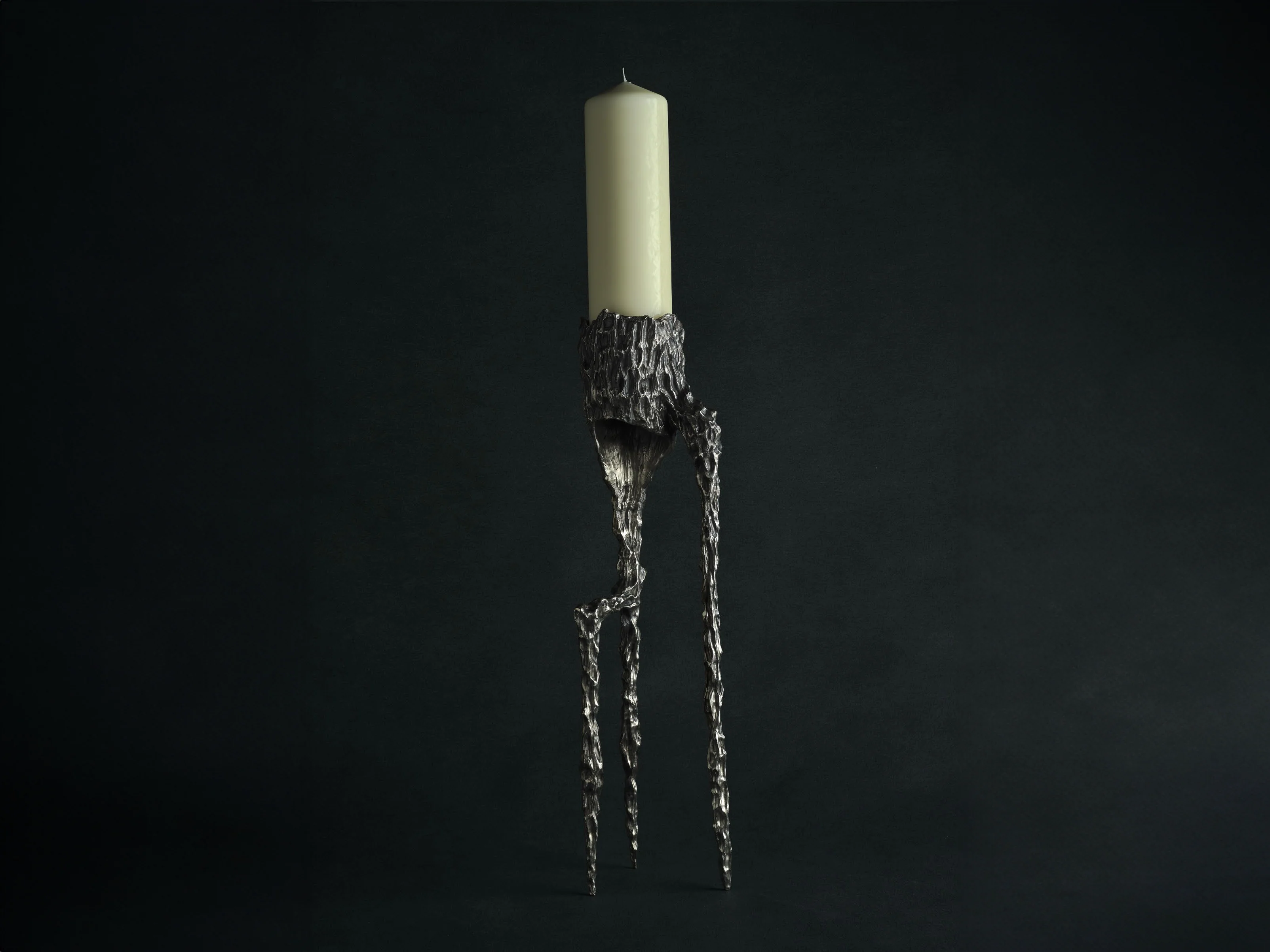 WILLIAM GUILLON VANITÉ n.33 CANDLE HOLDER Ø6.6" x H26"