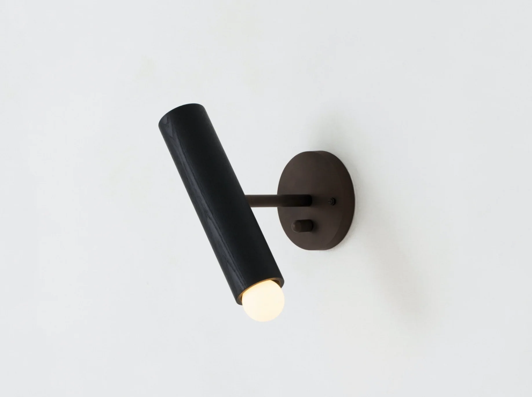 WORKSTEAD LODGE EXTENSION SCONCE H11.5" X D8” X Ø2.5" - Image 4