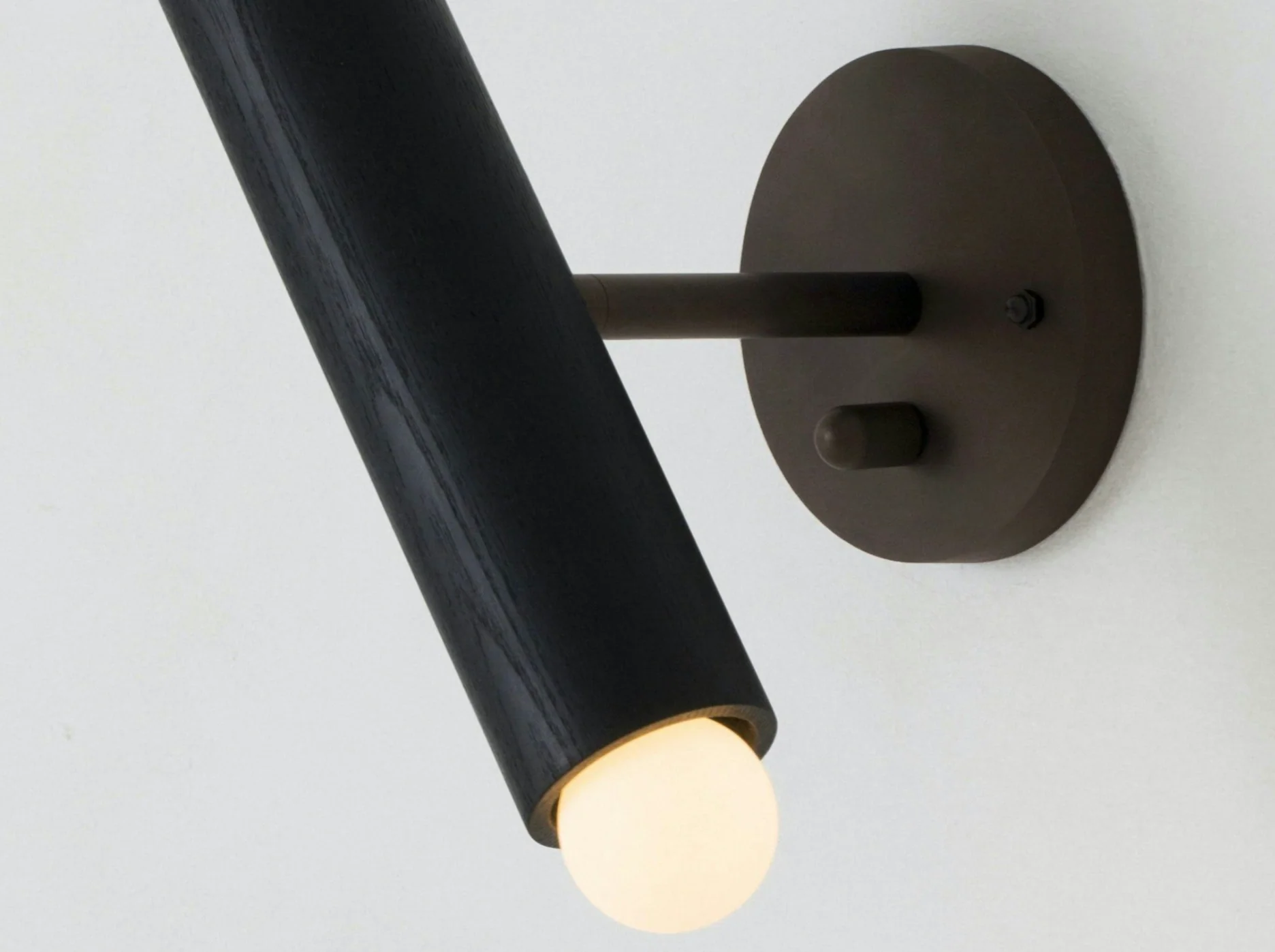 WORKSTEAD LODGE EXTENSION SCONCE H11.5" X D8” X Ø2.5" - Image 6